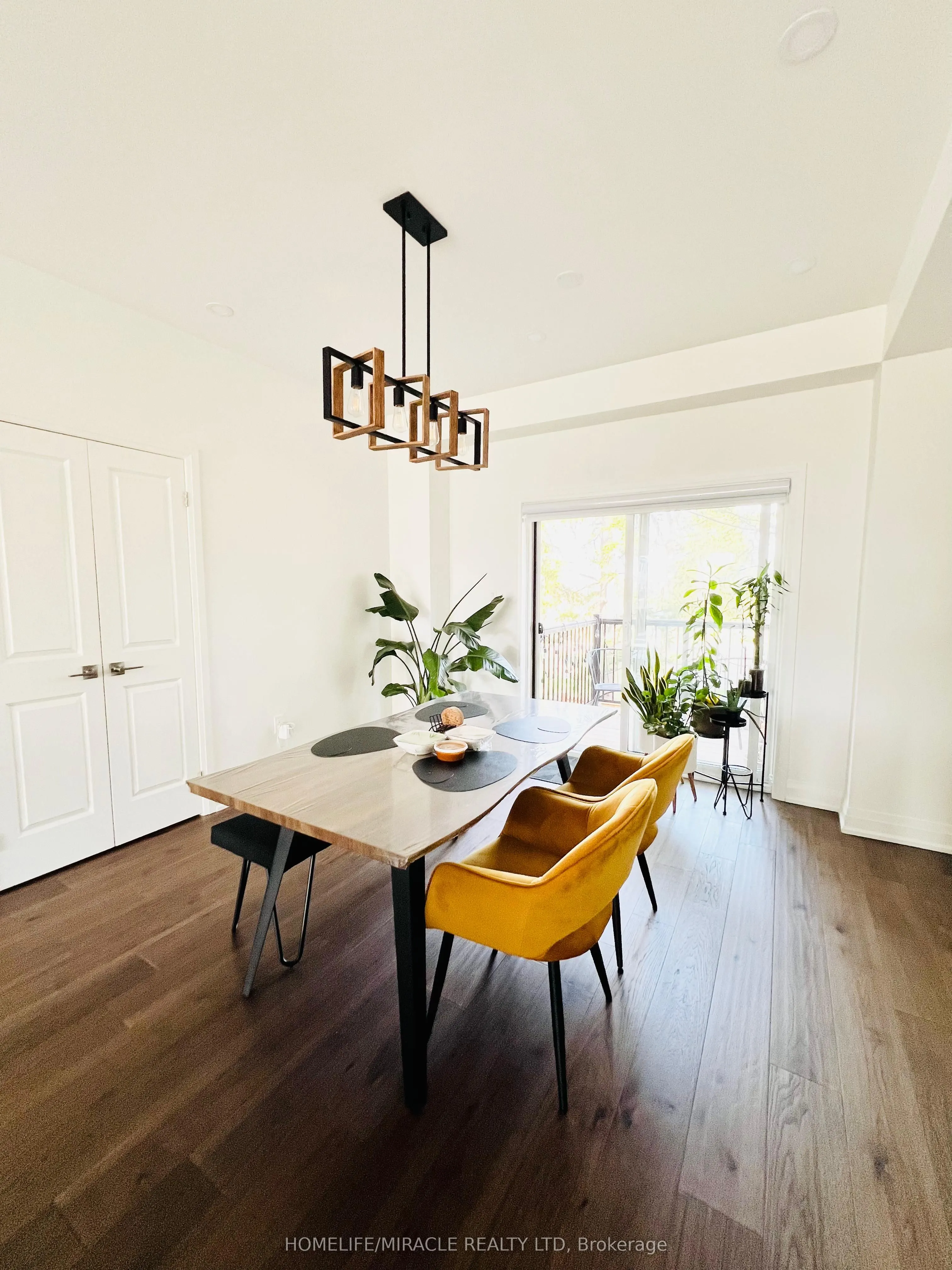 9 Briar Court