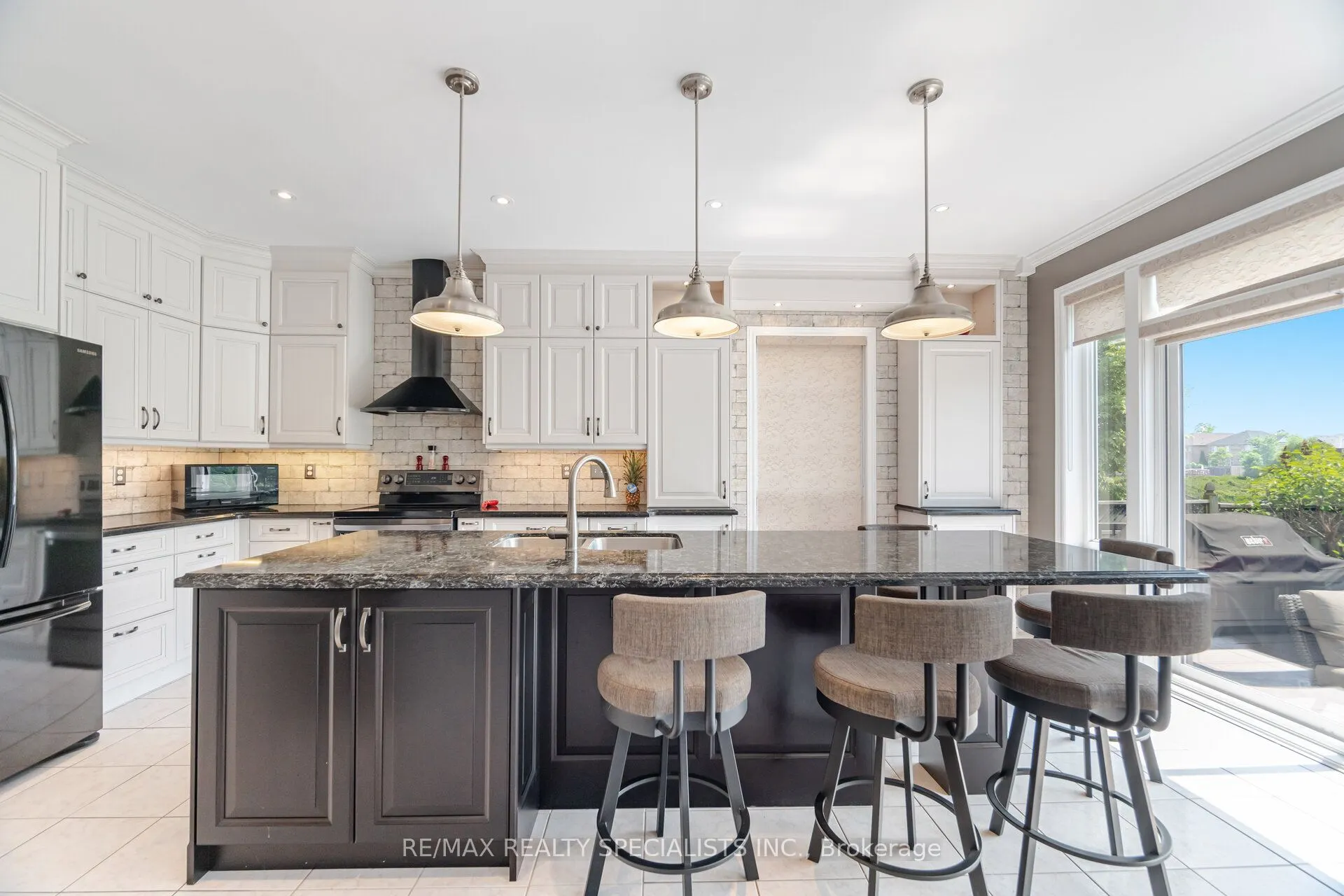 74 Robarts Drive