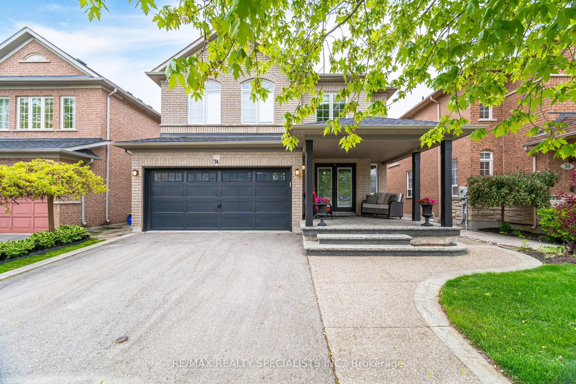 74 Robarts Drive