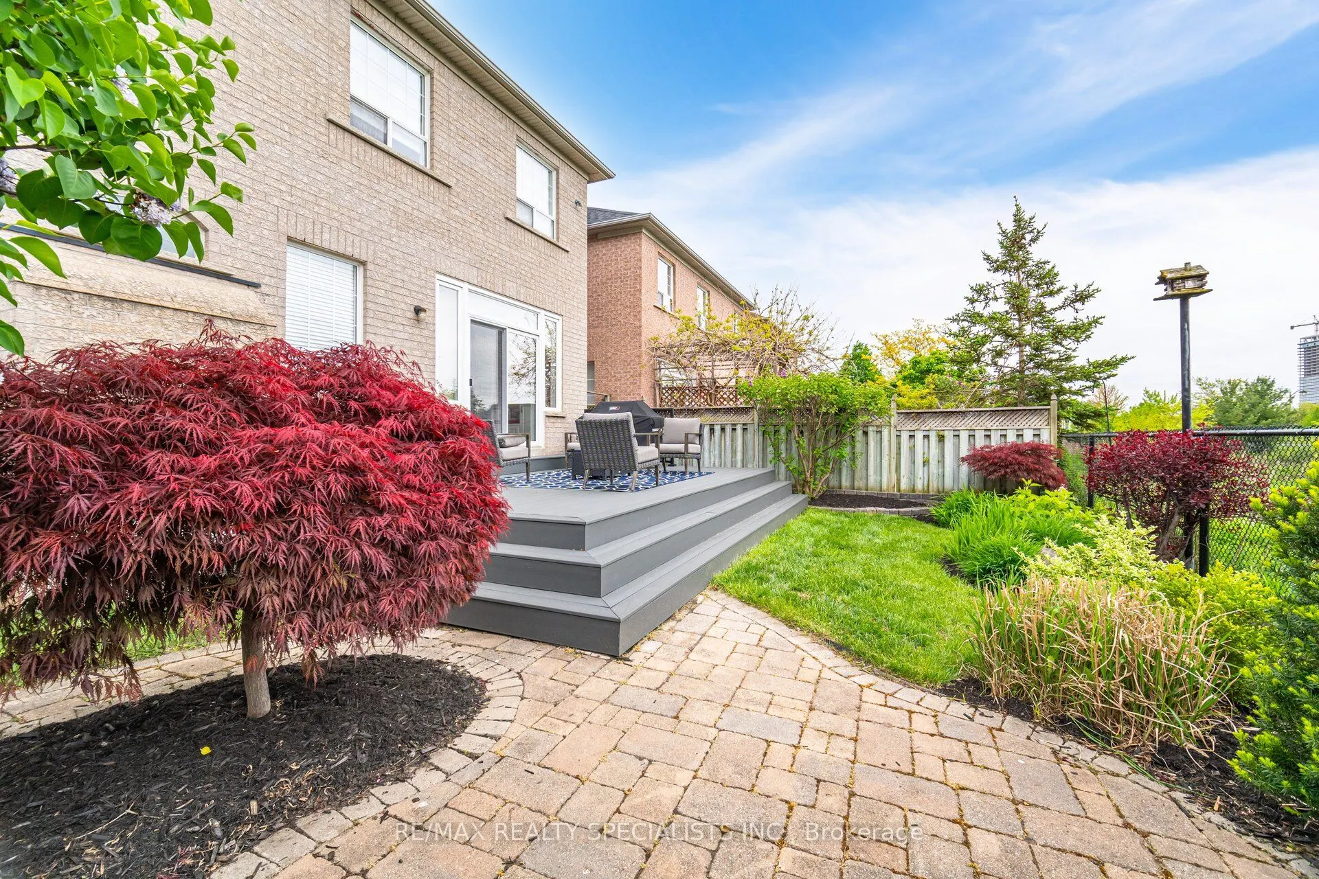 74 Robarts Drive