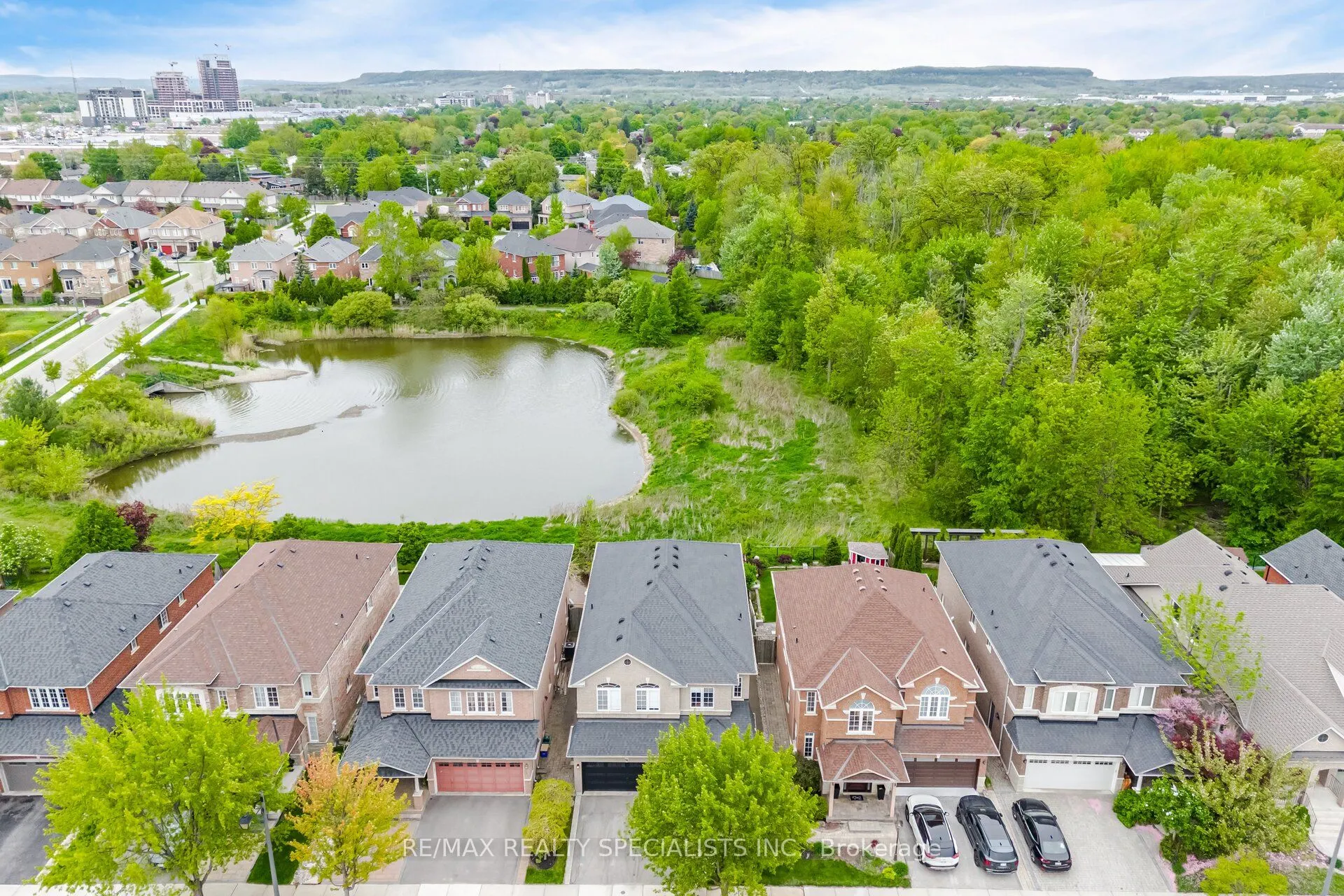 74 Robarts Drive