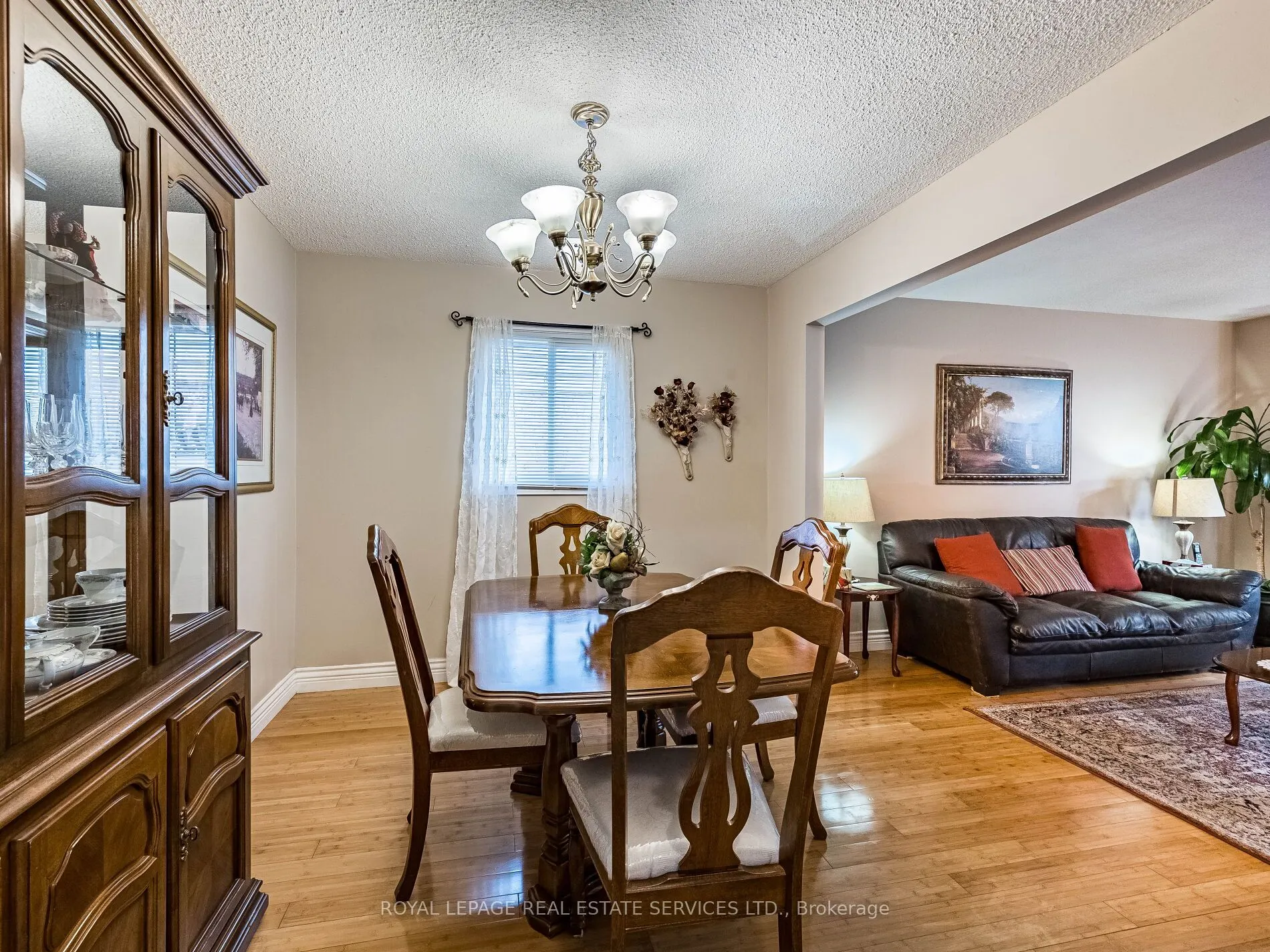77 Martindale Crescent