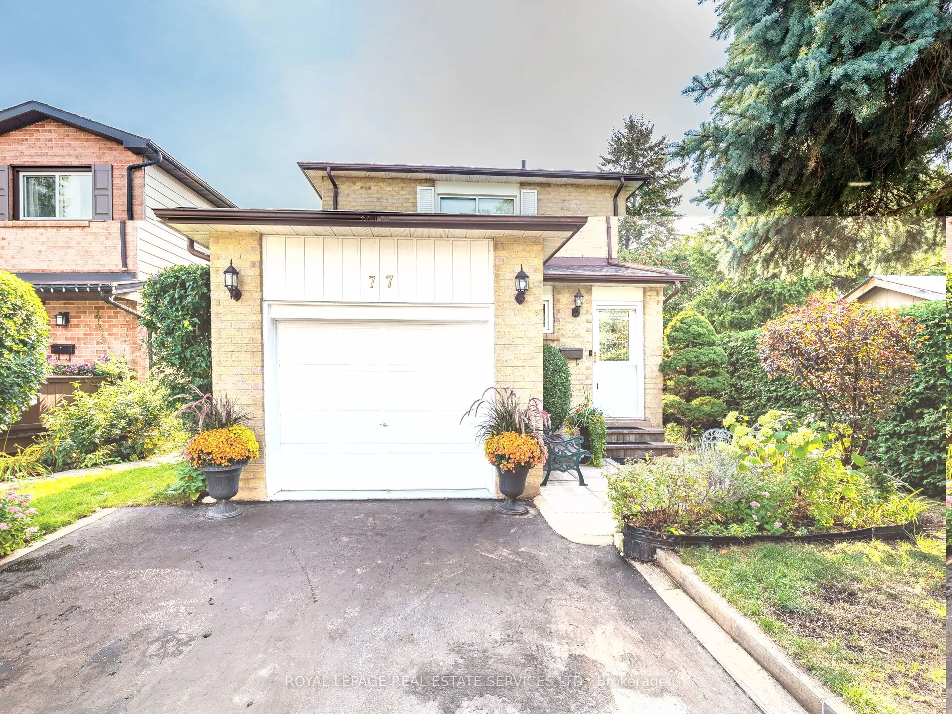 77 Martindale Crescent