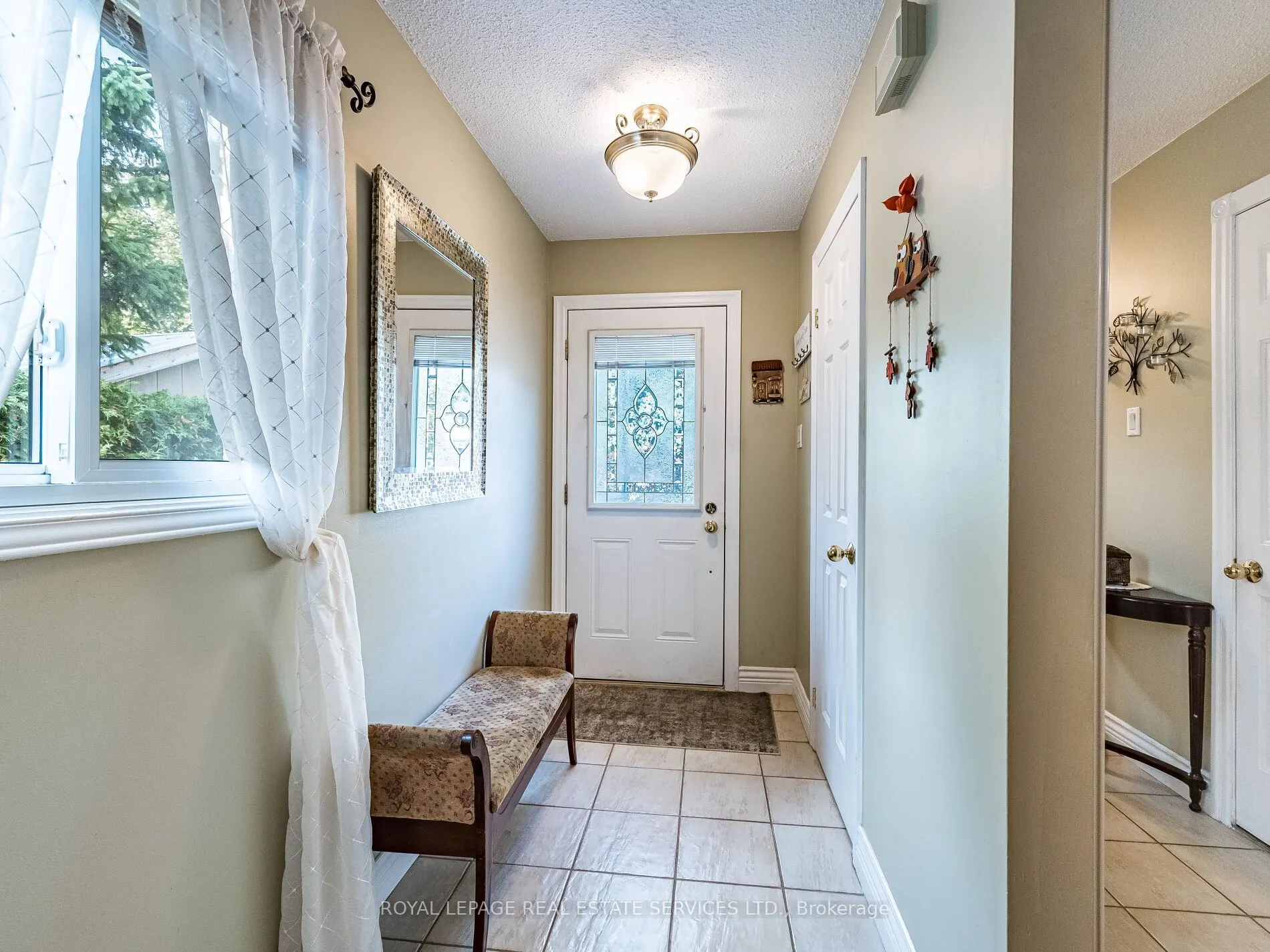 77 Martindale Crescent