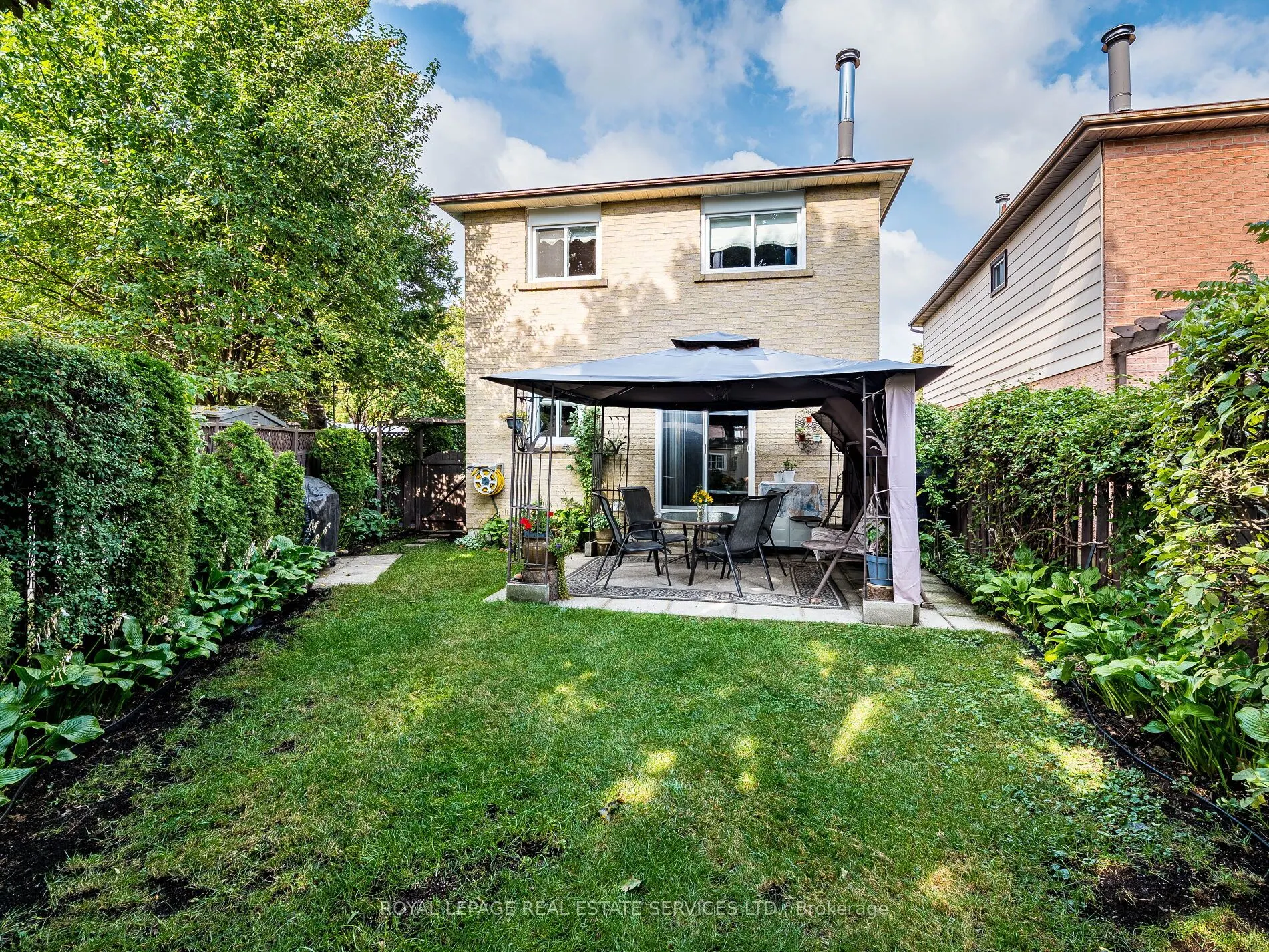 77 Martindale Crescent
