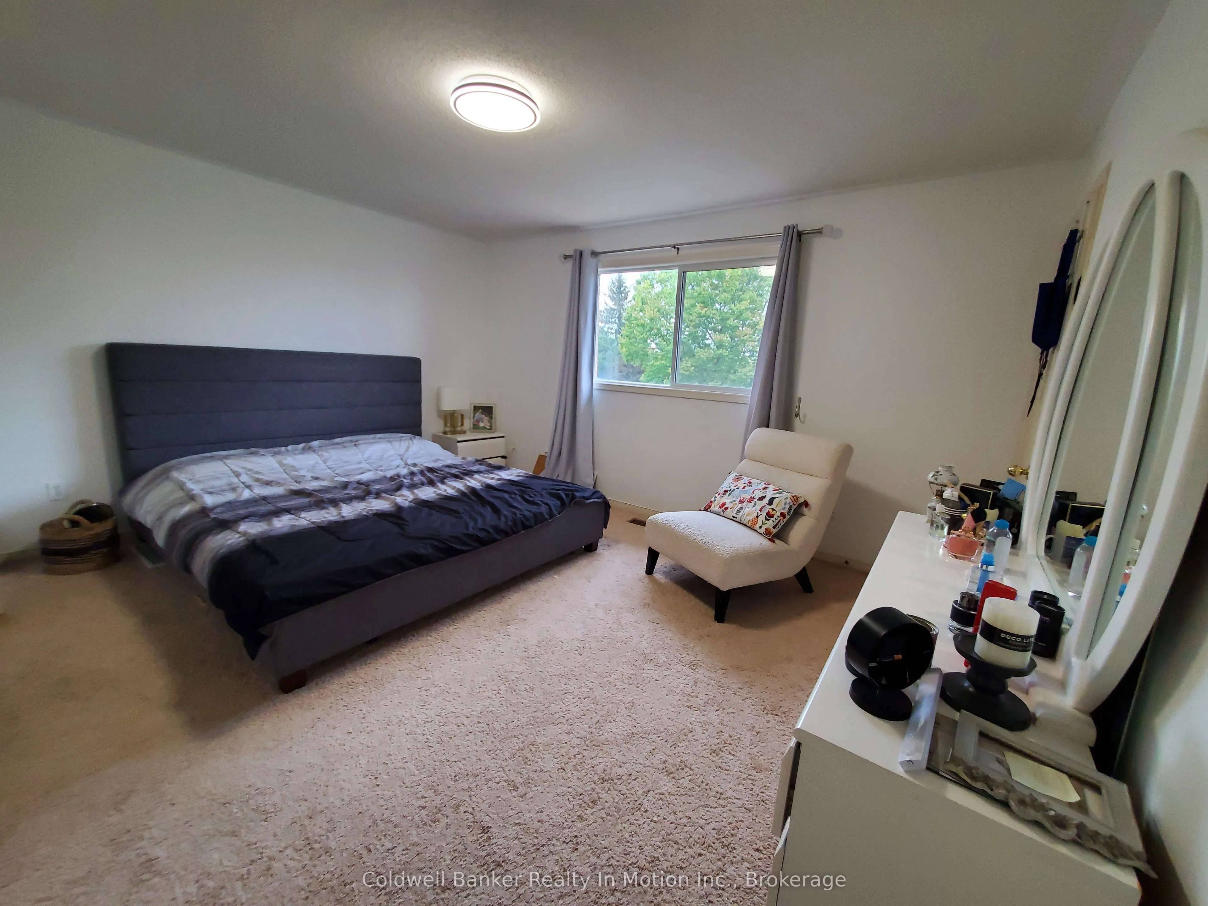 5134 Silvercreek Drive