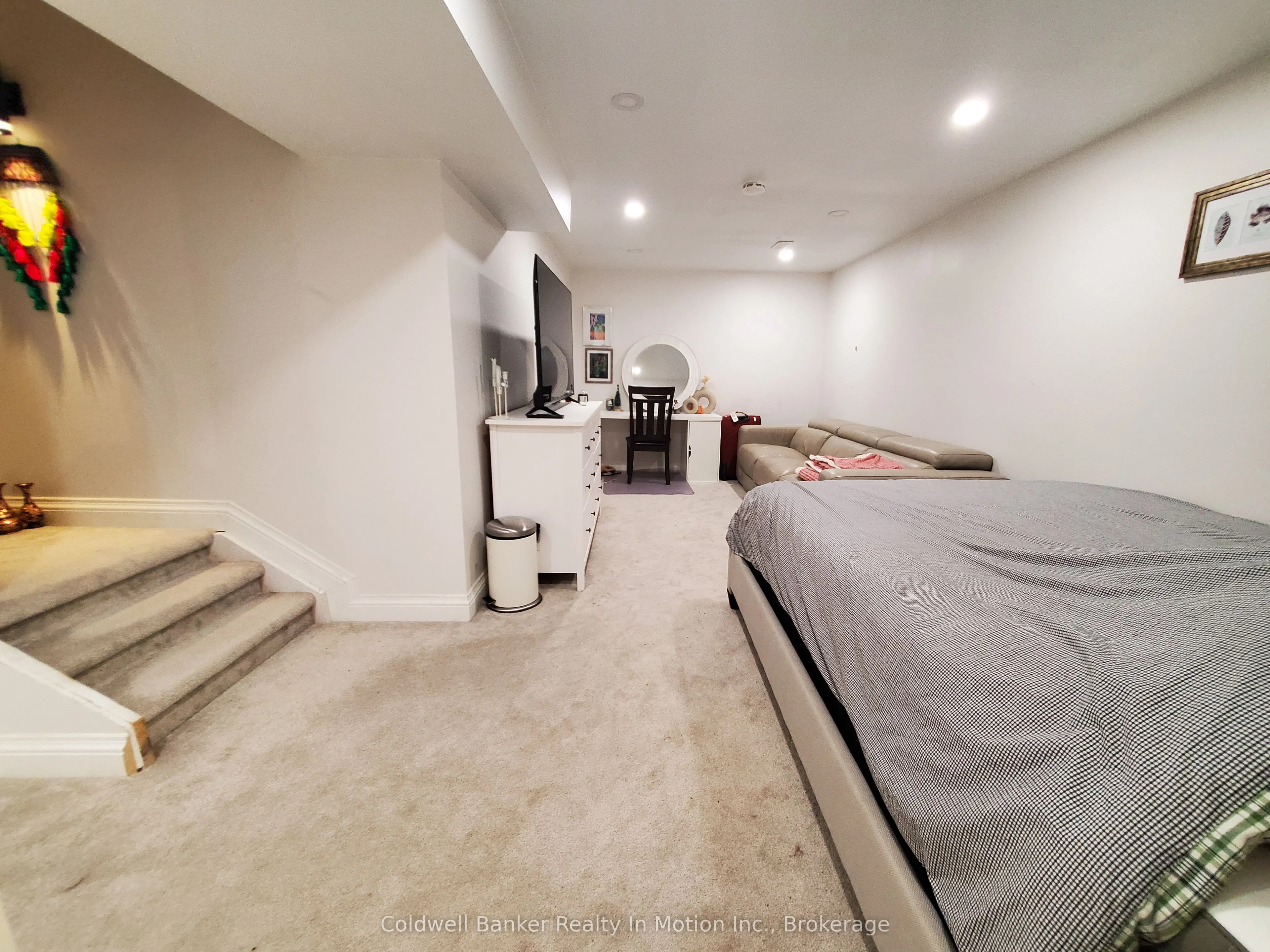 5134 Silvercreek Drive