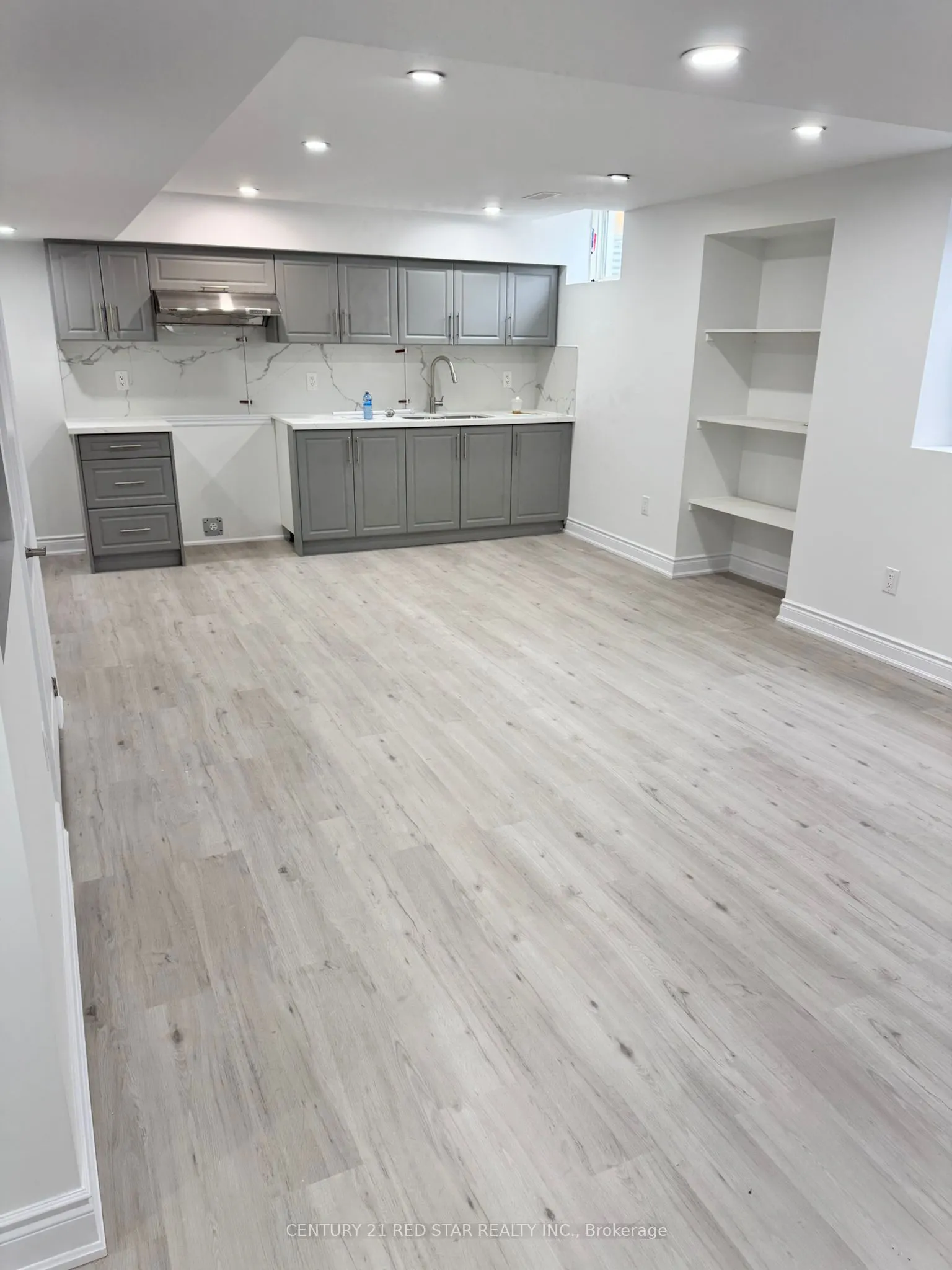 1 Goodview Drive