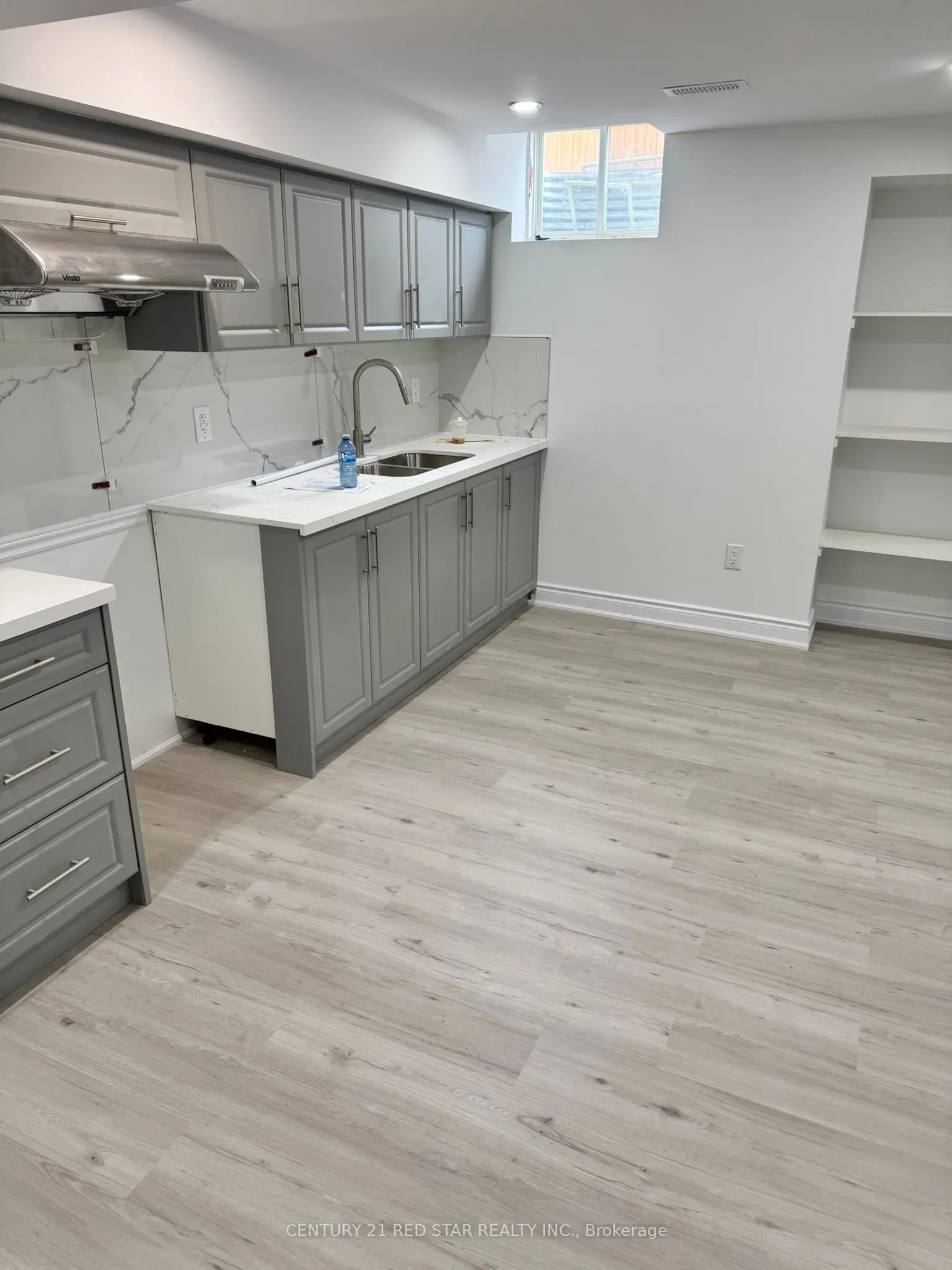 1 Goodview Drive