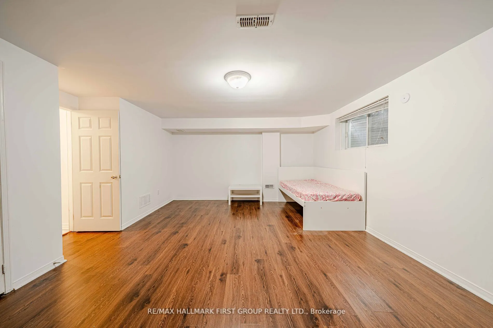19 Kidd Terrace