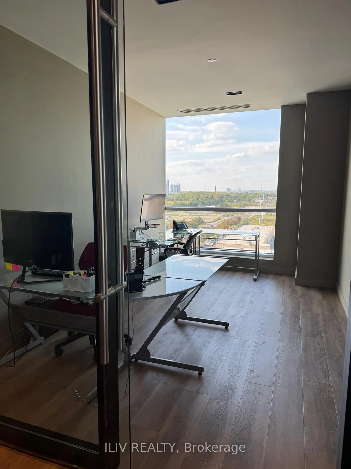 1275 Finch Avenue W, #809 & 810