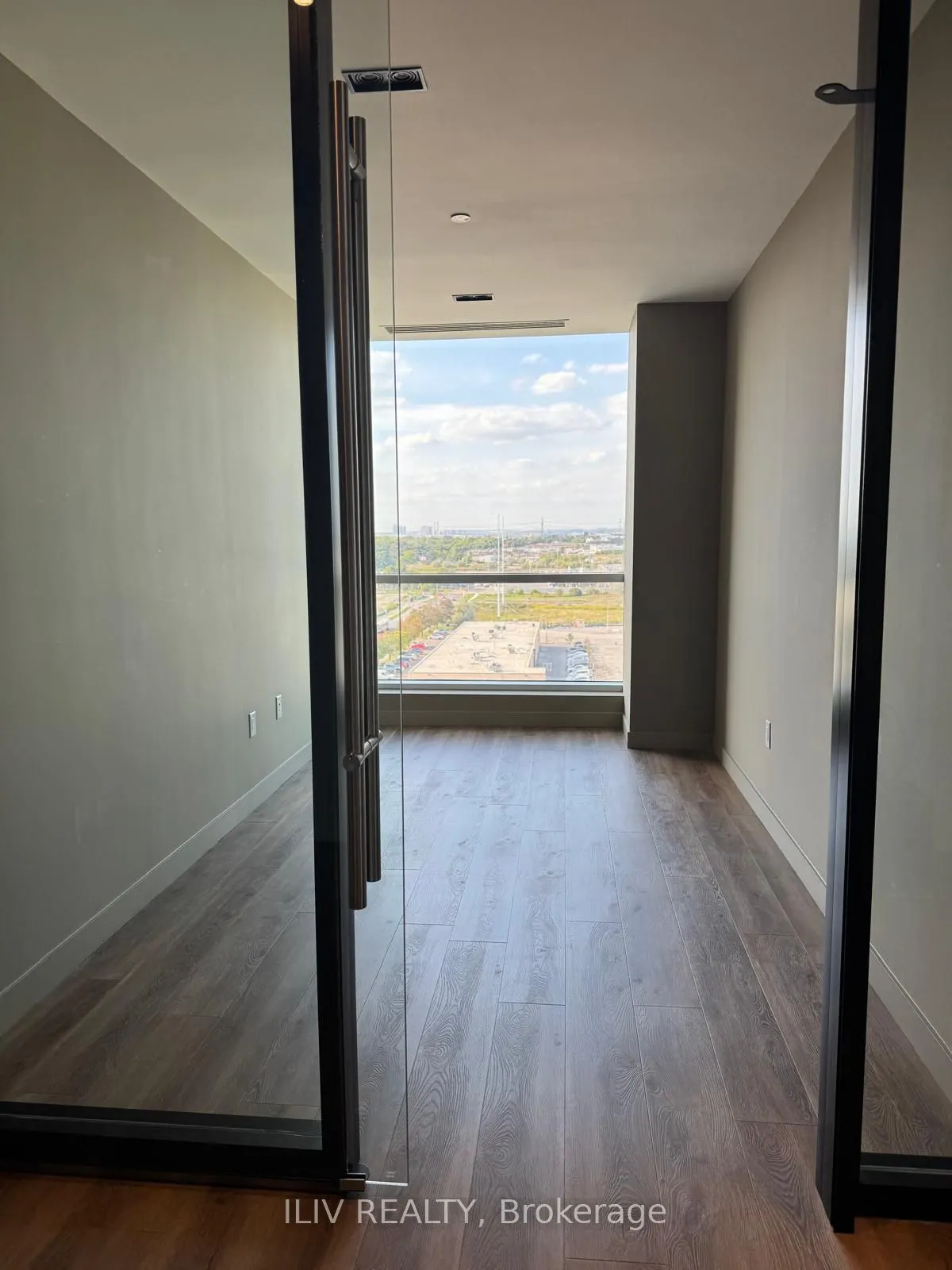 1275 Finch Avenue W, #809 & 810
