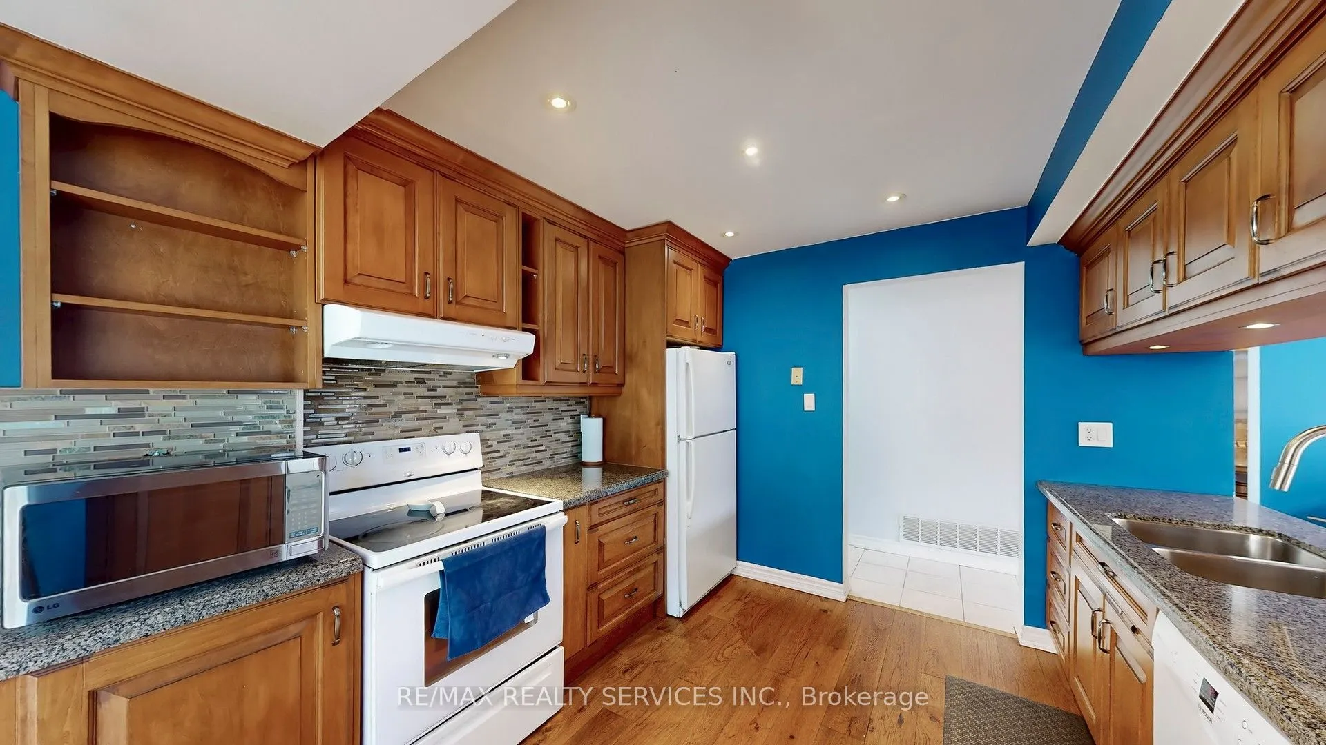 14 Myna Court