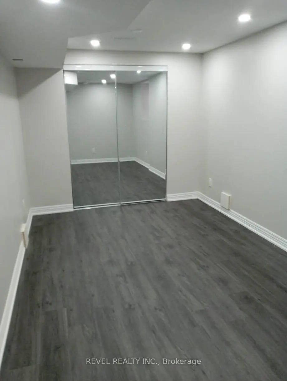 72 Twistleton Street, #Basement