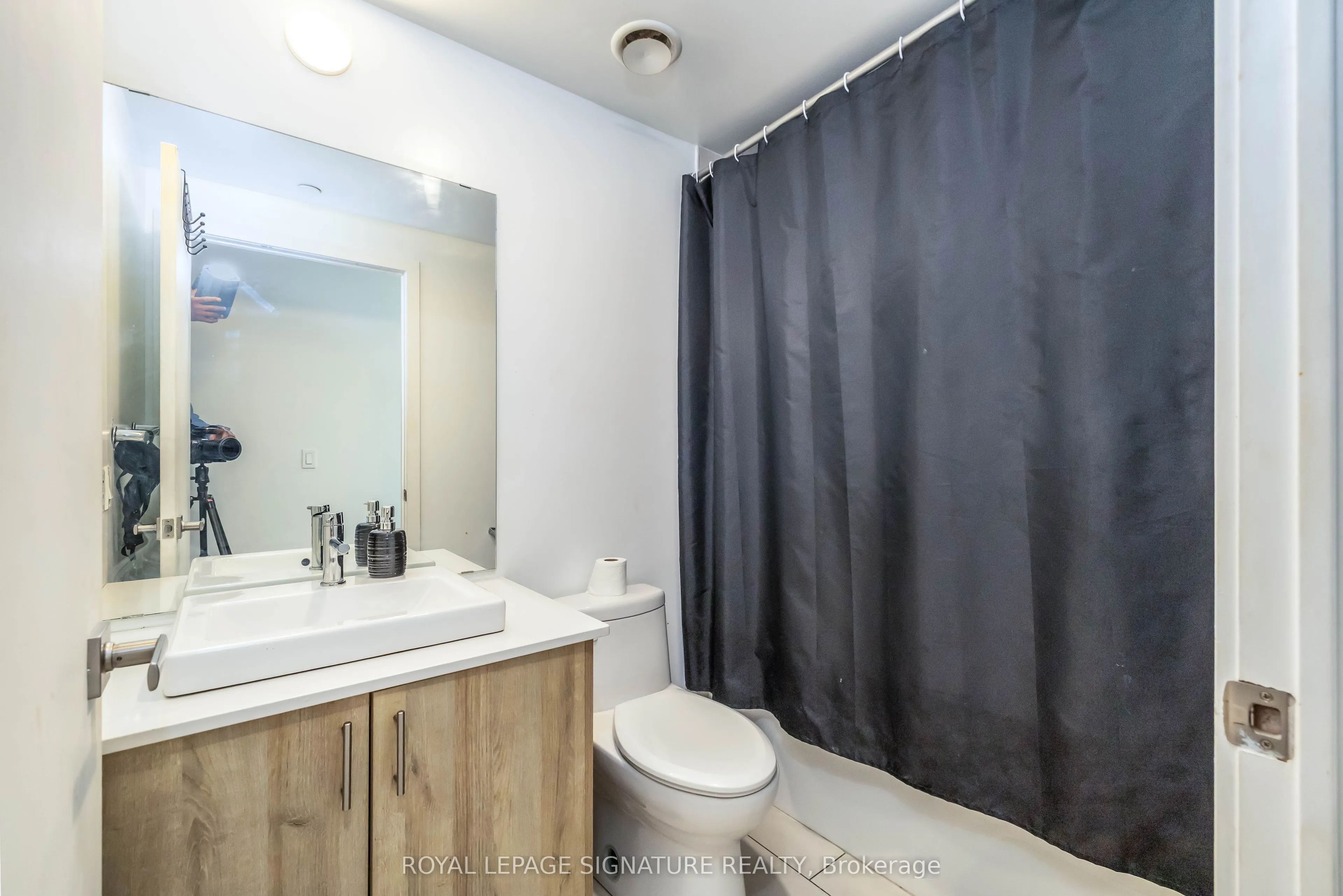 1195 The Queensway, #606