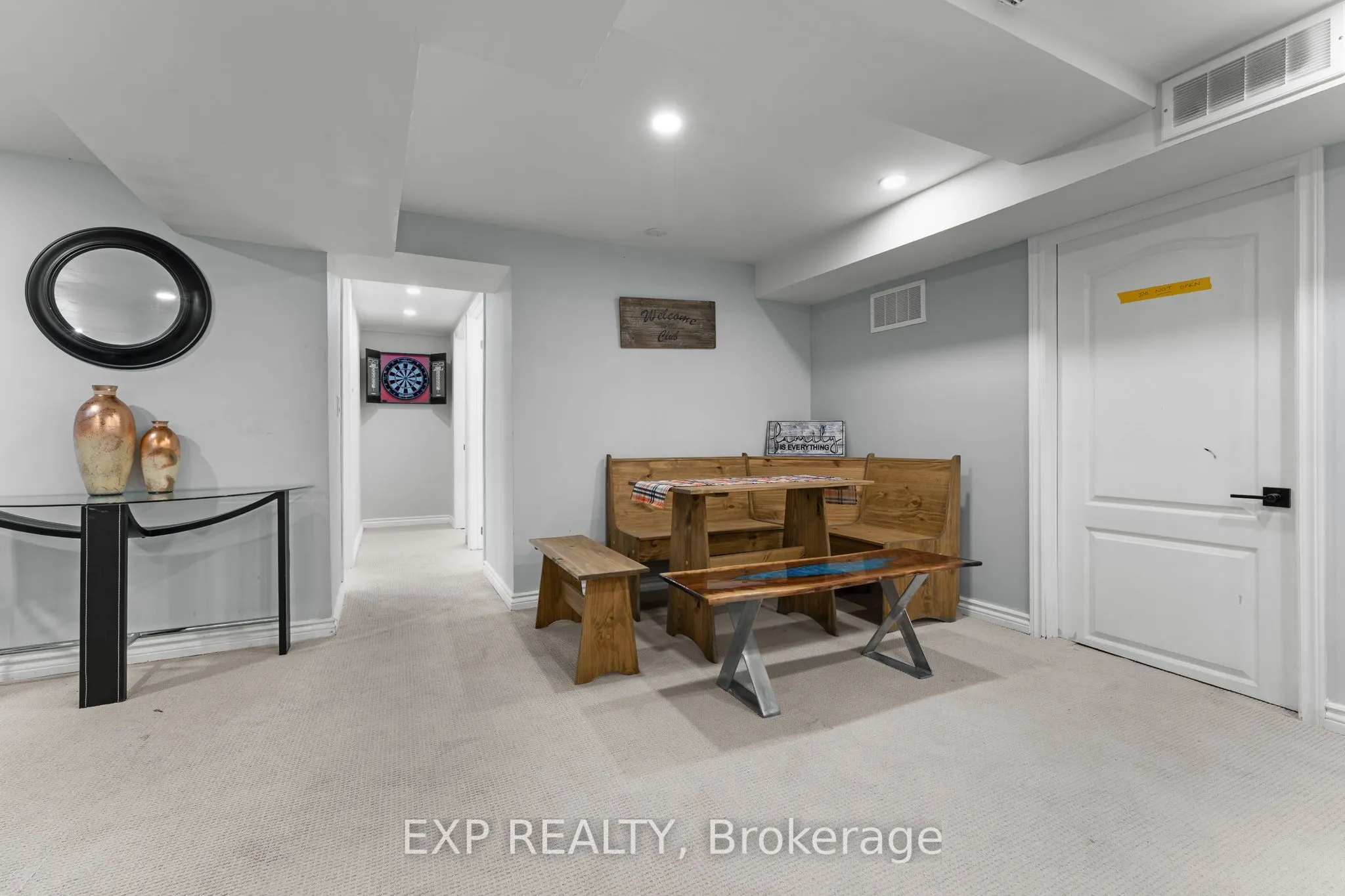 208 Glen Oak Drive