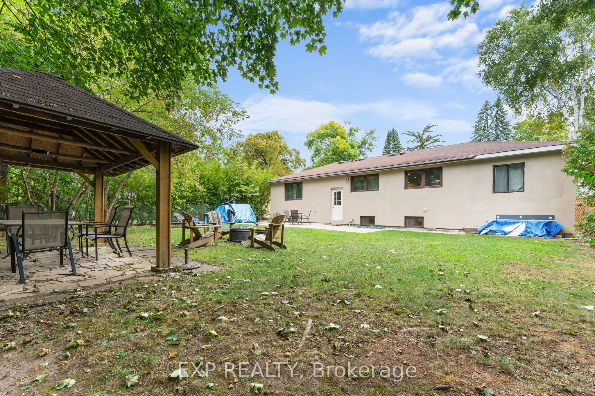 208 Glen Oak Drive
