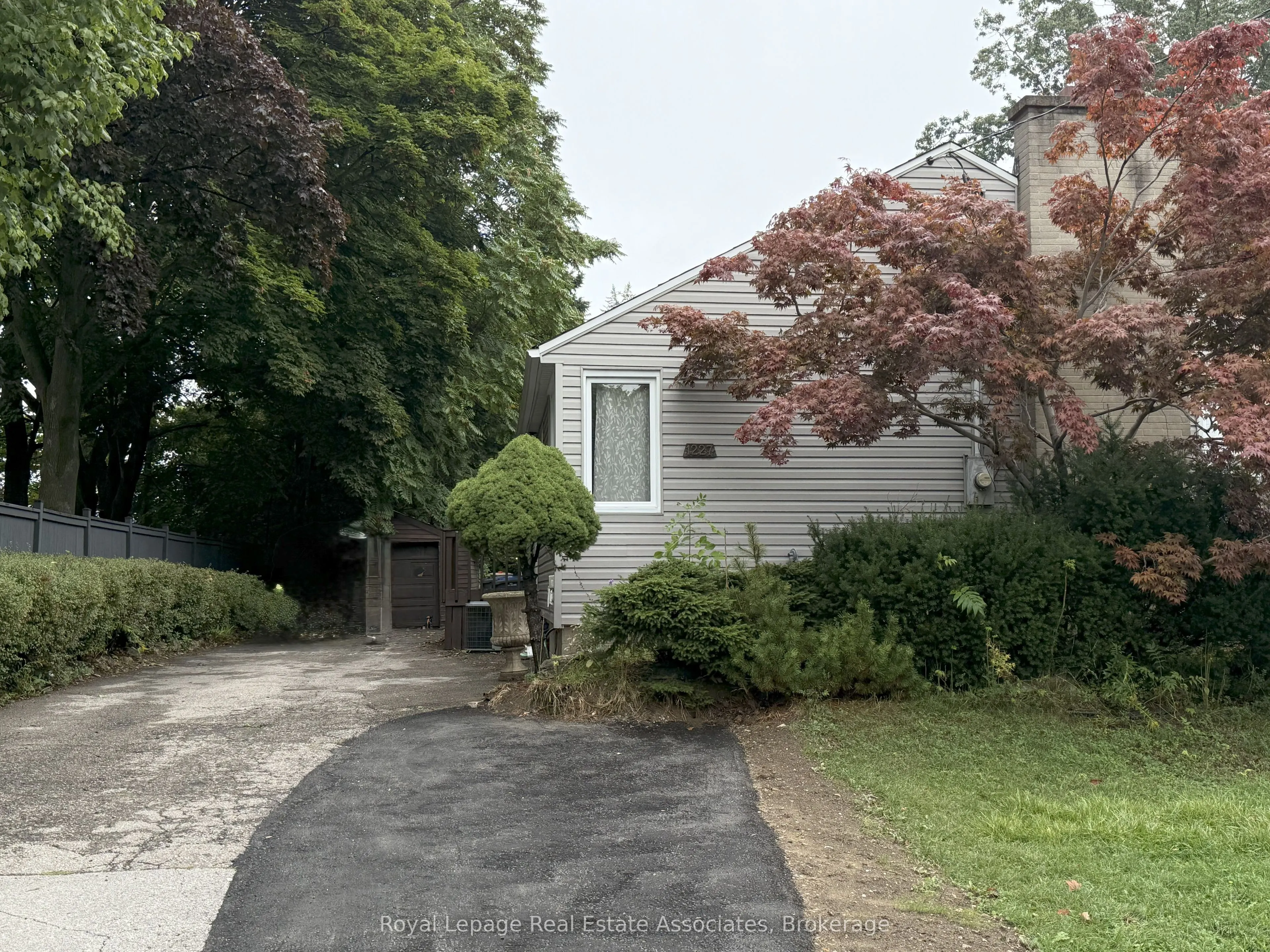 1227b Argreen Road