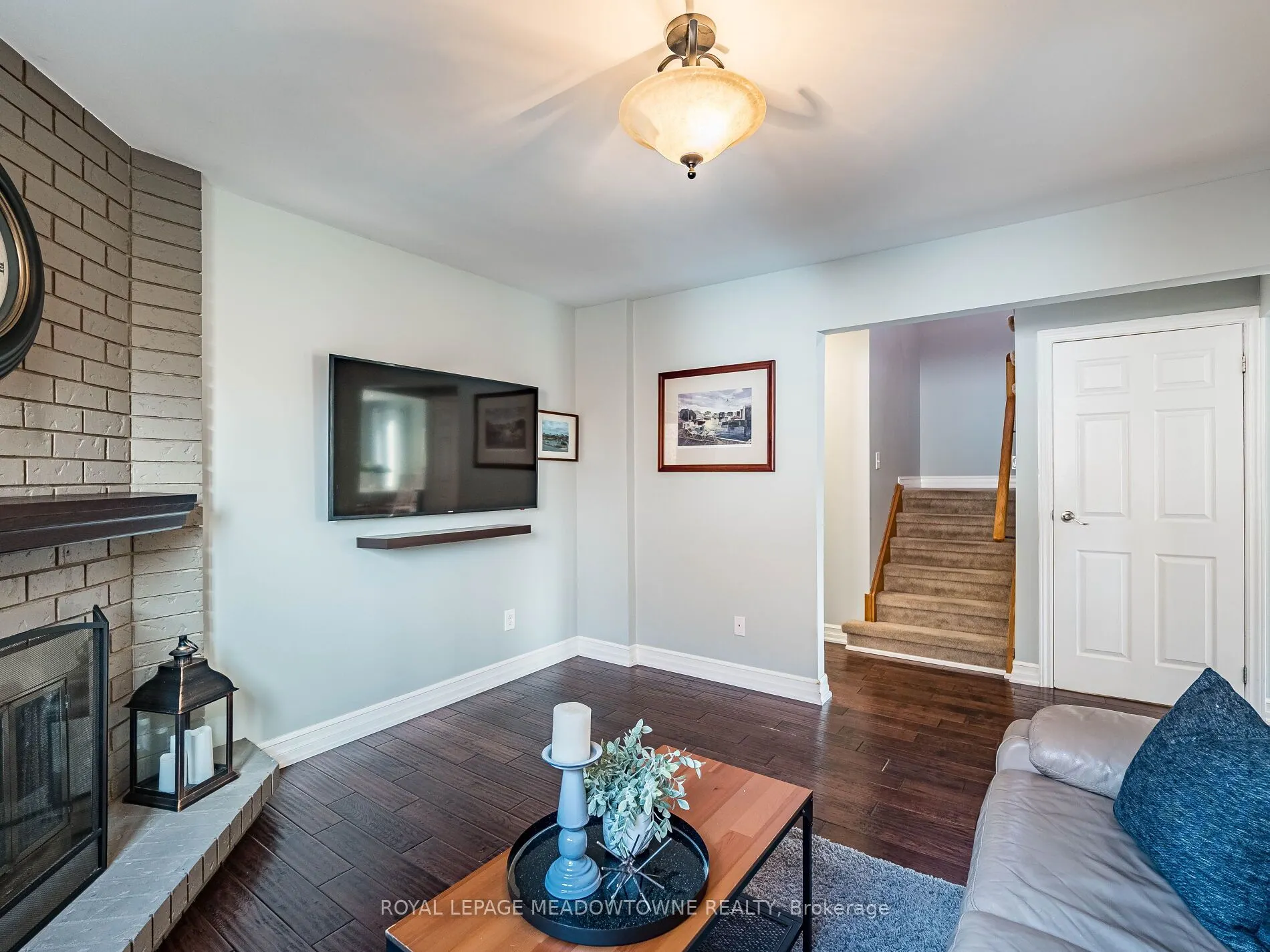 117 Fairglen Avenue