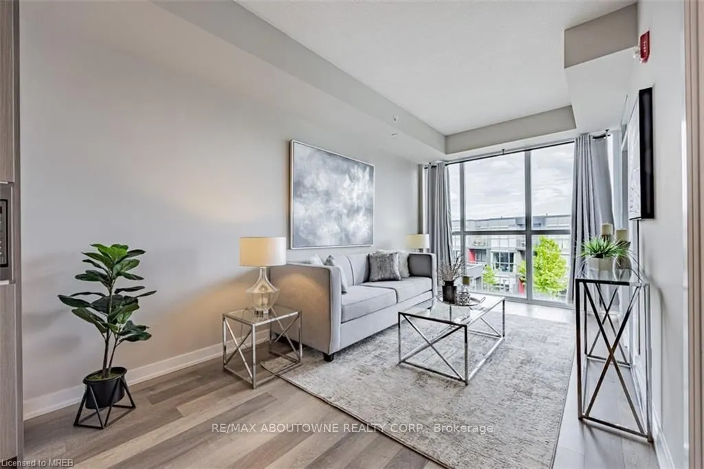 5240 DUNDAS Street, #B416