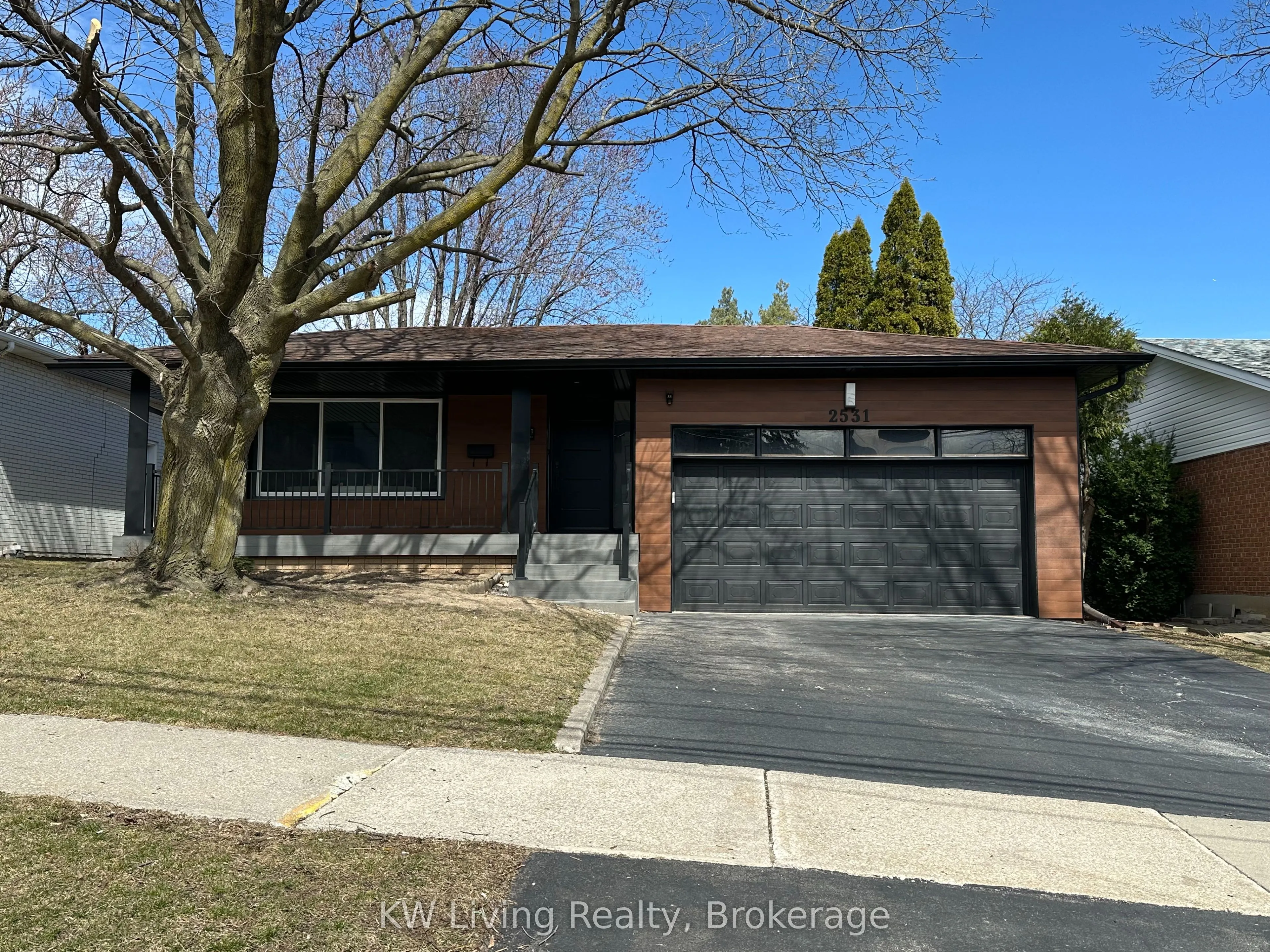 2531 Glengarry Road