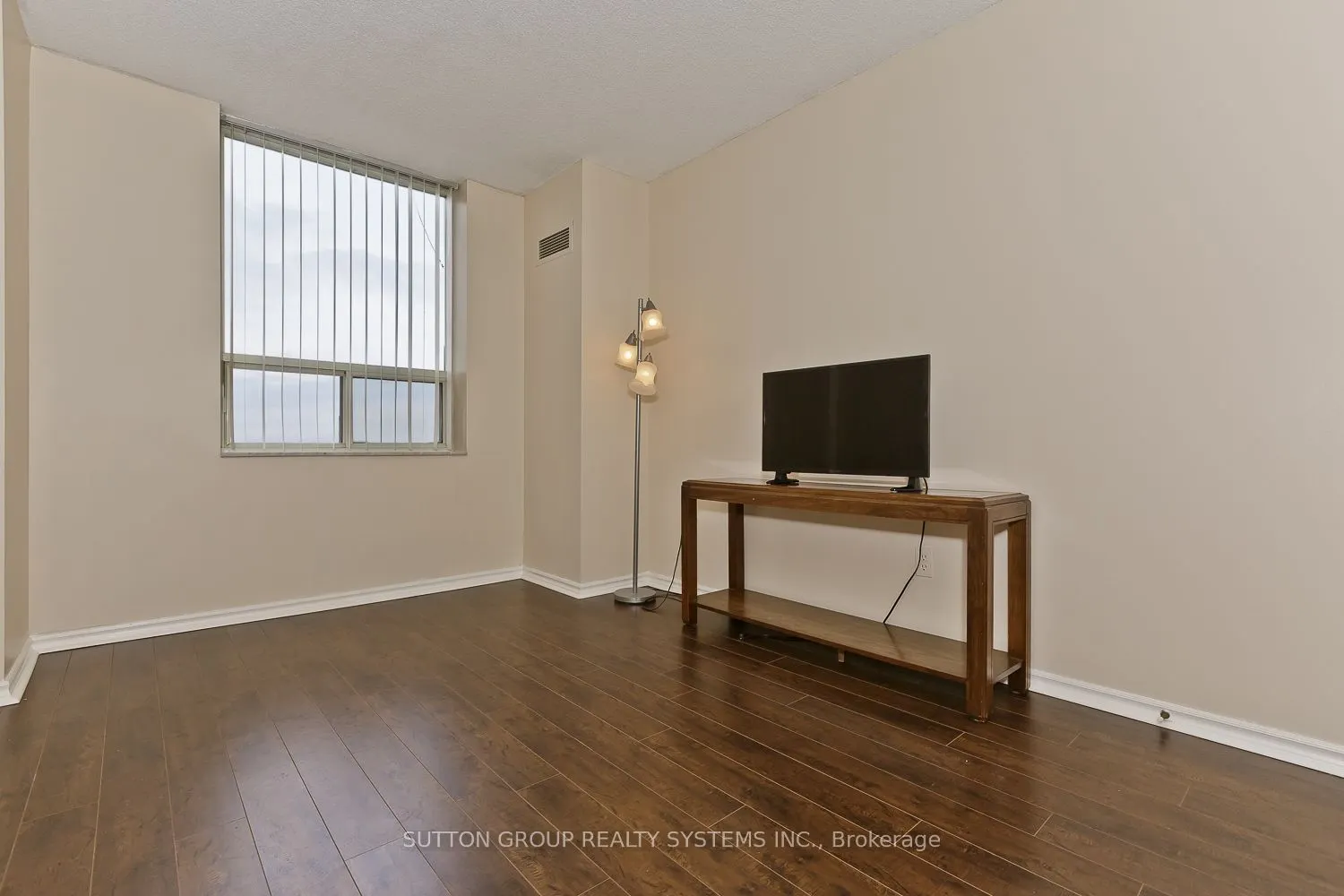 30 Malta Avenue, #804