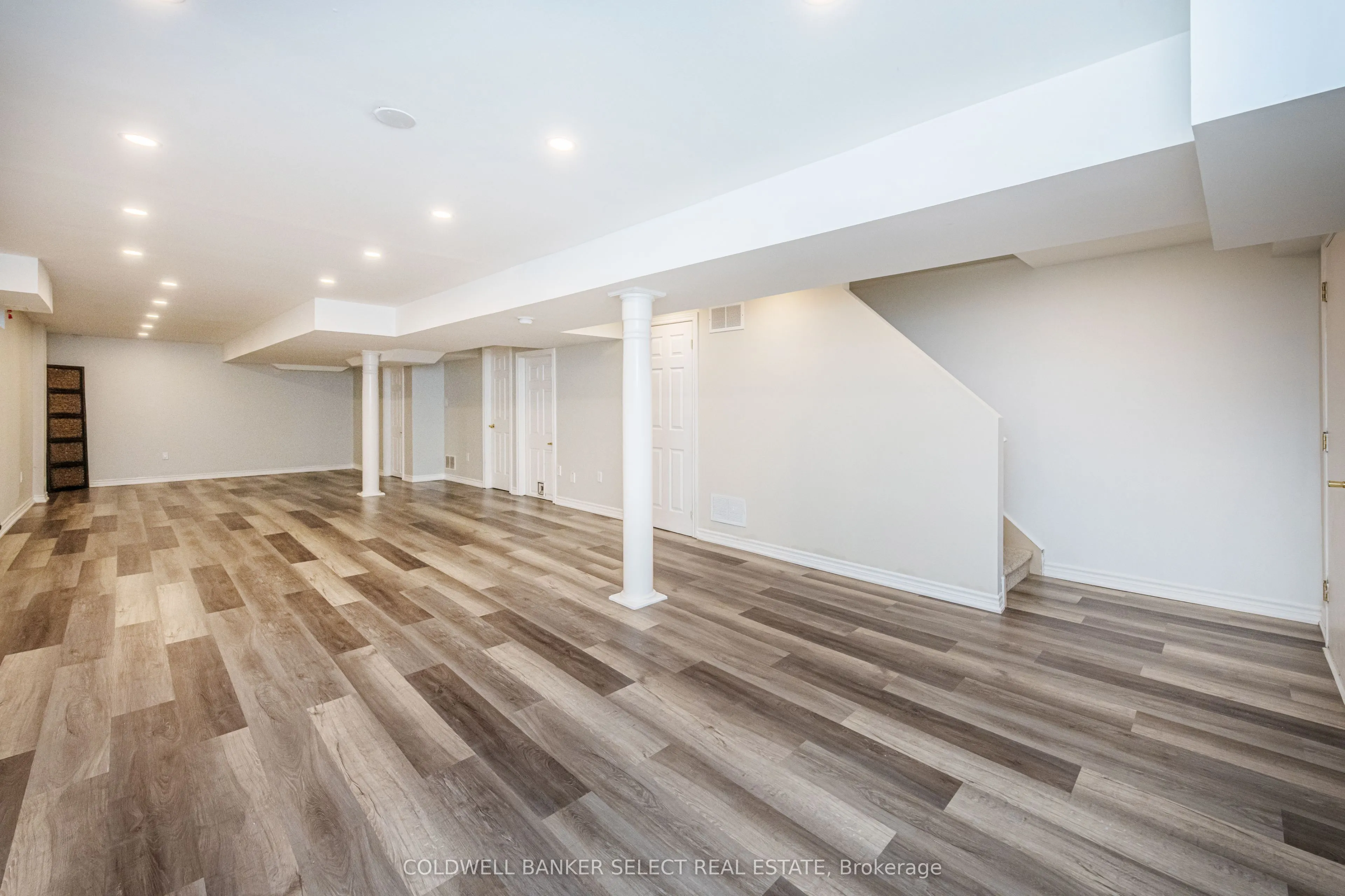 2 Putney Road