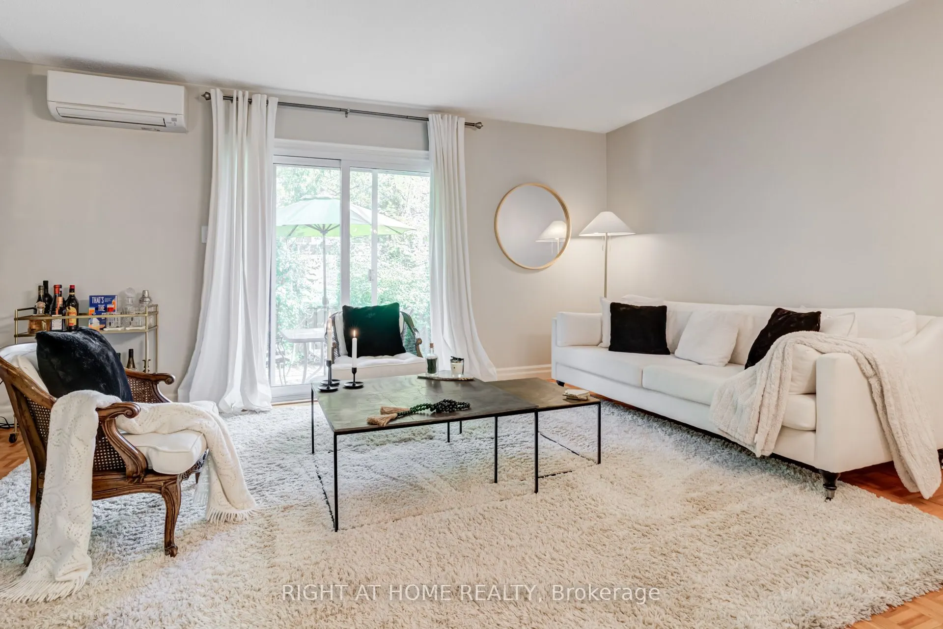 2067 Marine Drive, #9