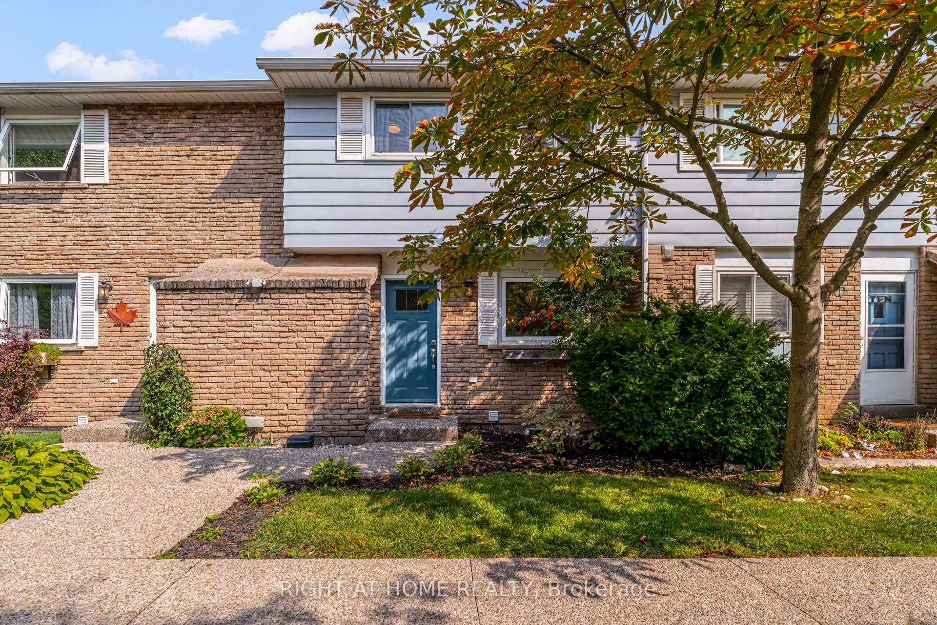 2067 Marine Drive, #9