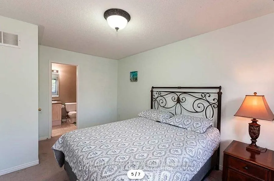 36 Bramcedar Crescent