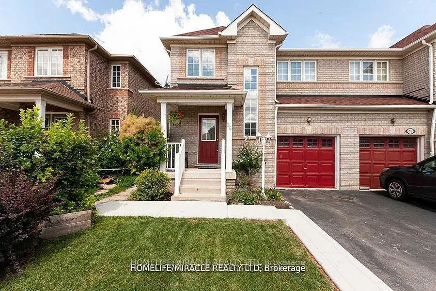 36 Bramcedar Crescent