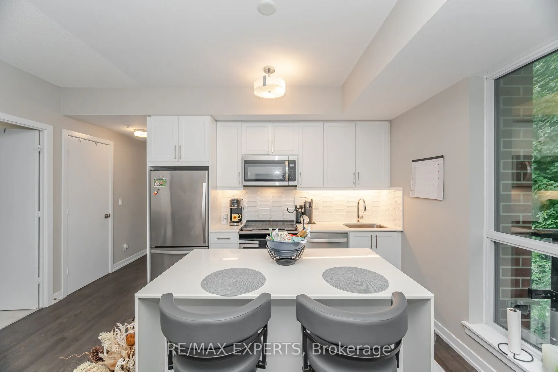 50 Ann Street, #305