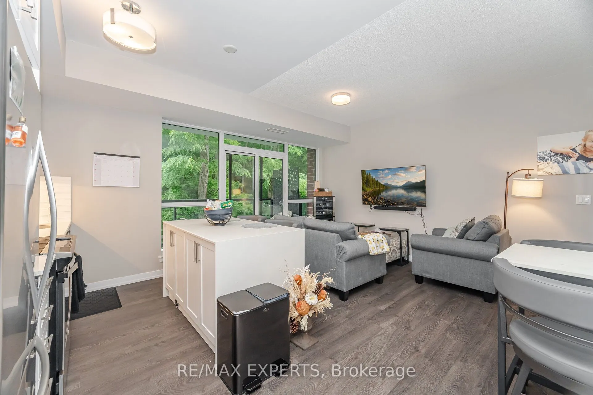 50 Ann Street, #305
