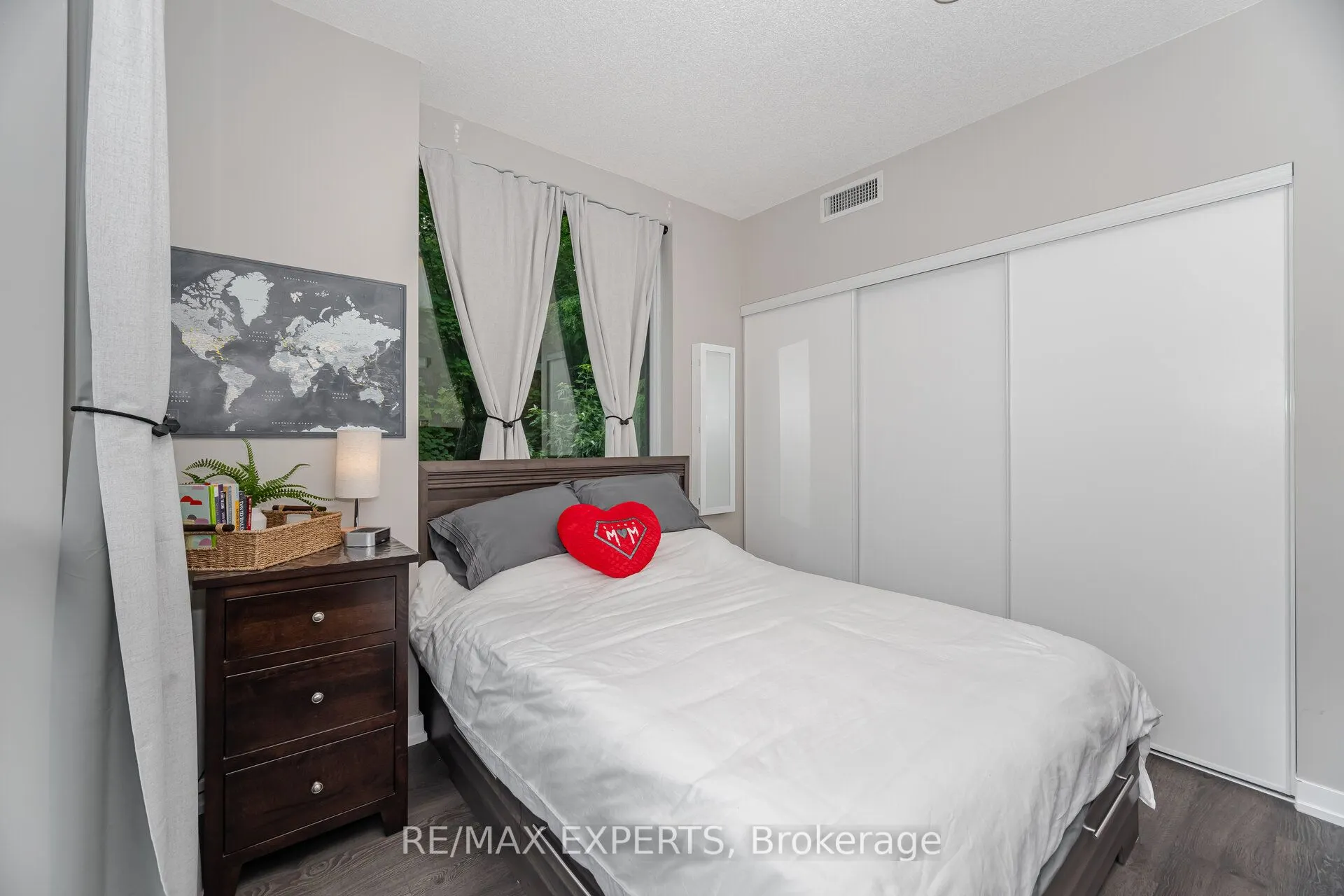 50 Ann Street, #305