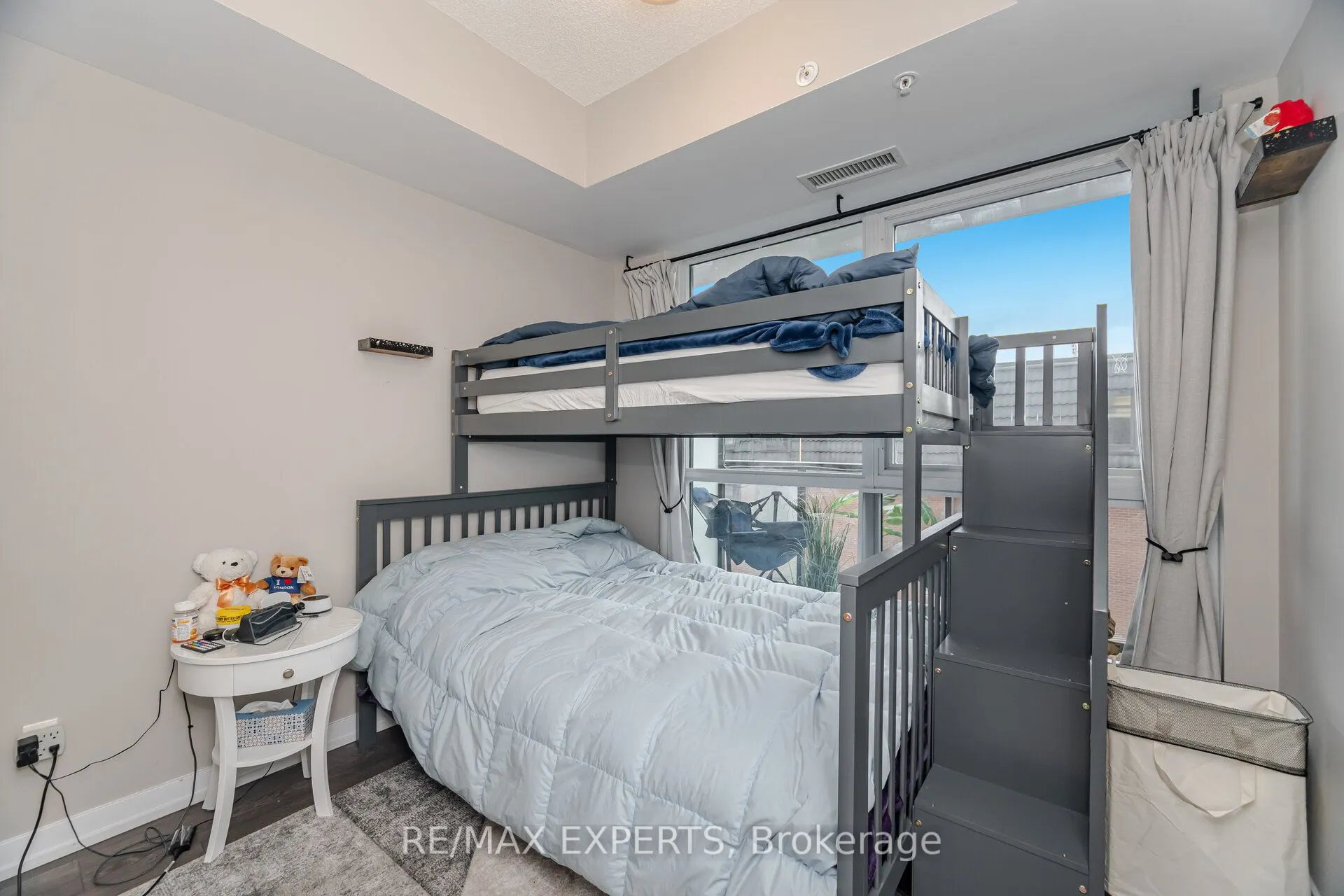 50 Ann Street, #305