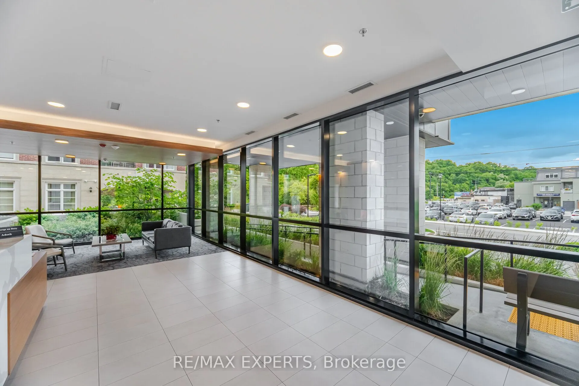50 Ann Street, #305