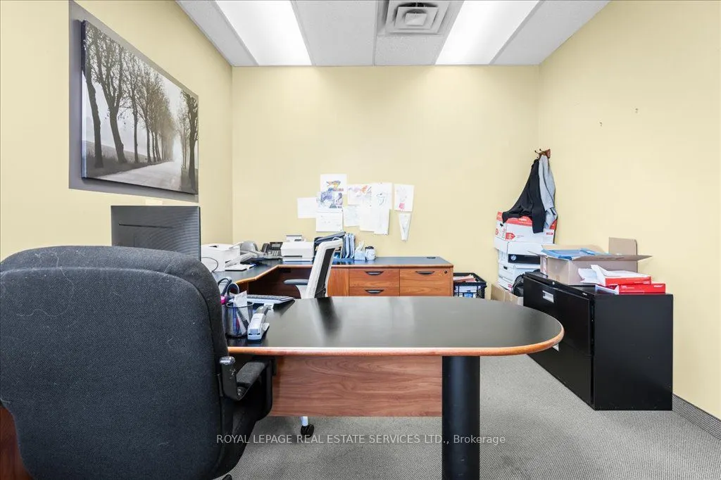 414 North Service Road E, #200