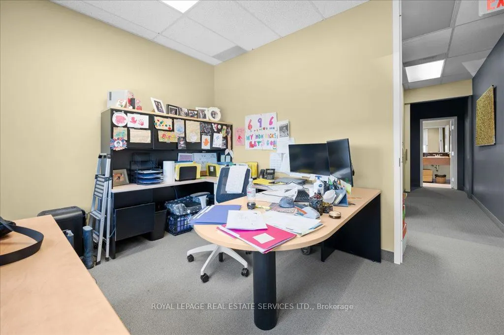 414 North Service Road E, #200