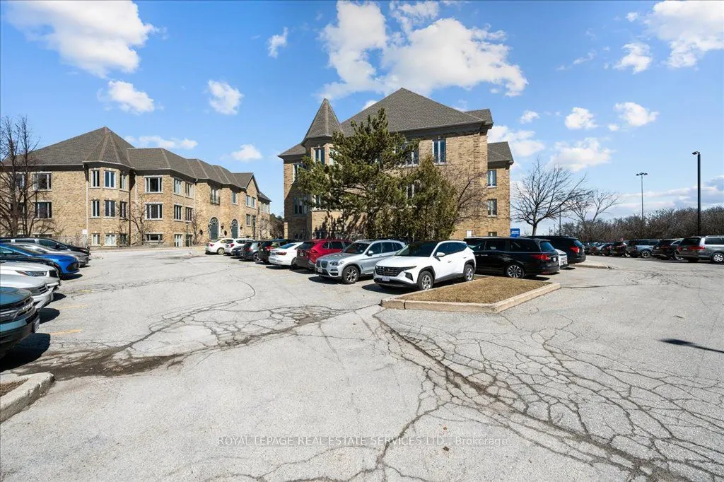 414 North Service Road E, #200