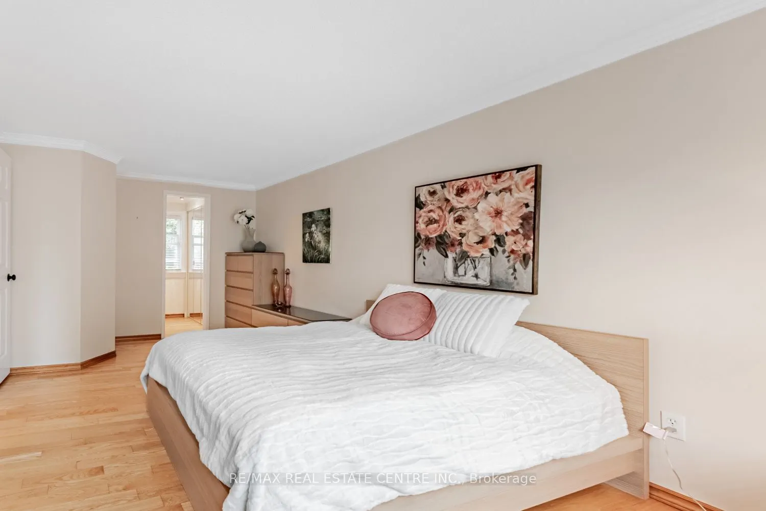 3096 Sir John's Homestead