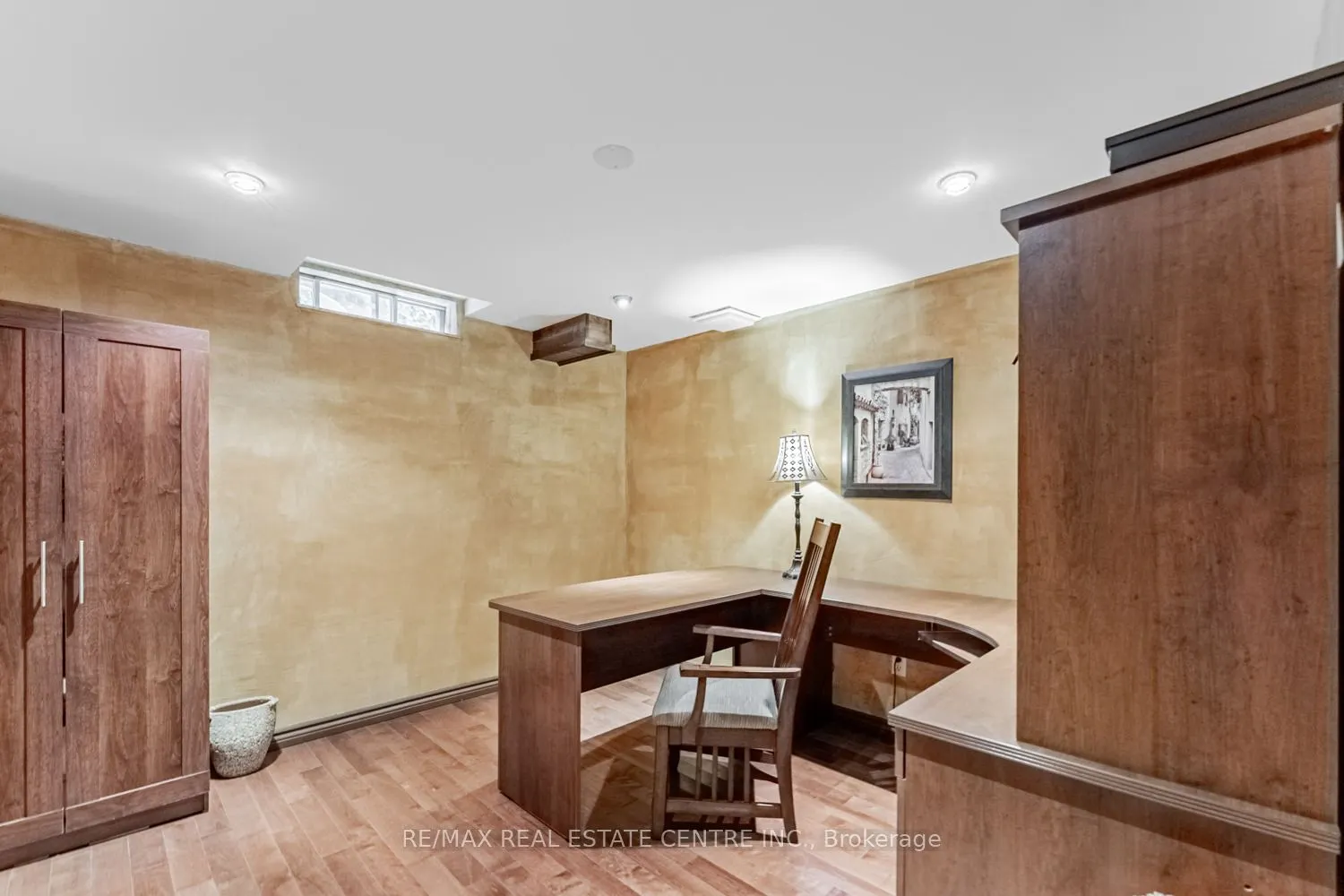 3096 Sir John's Homestead