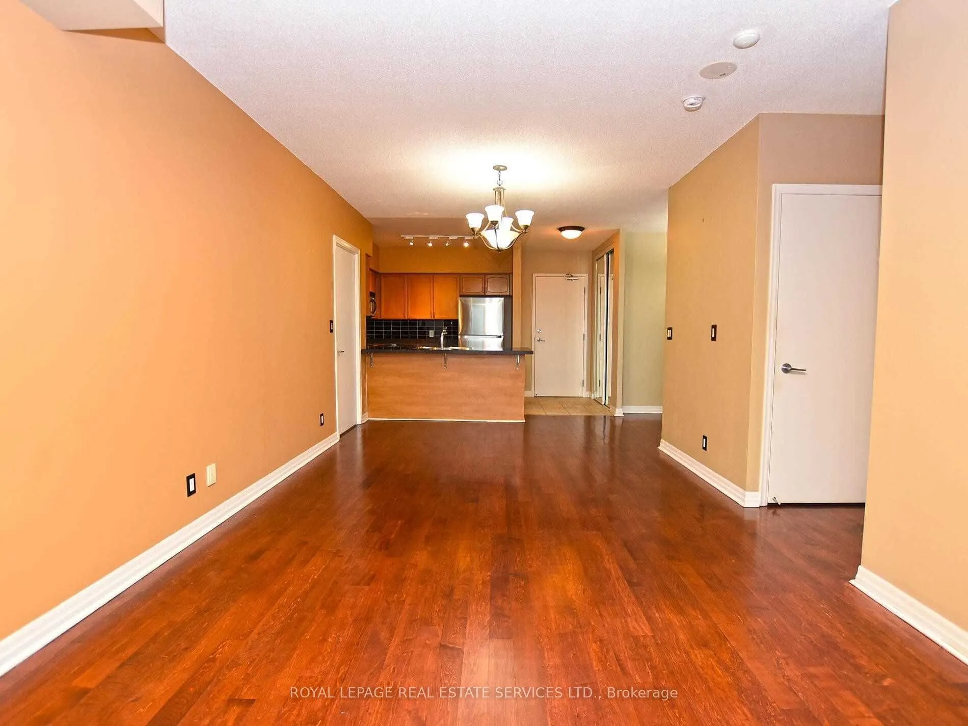 38 Fontenay Court, #305
