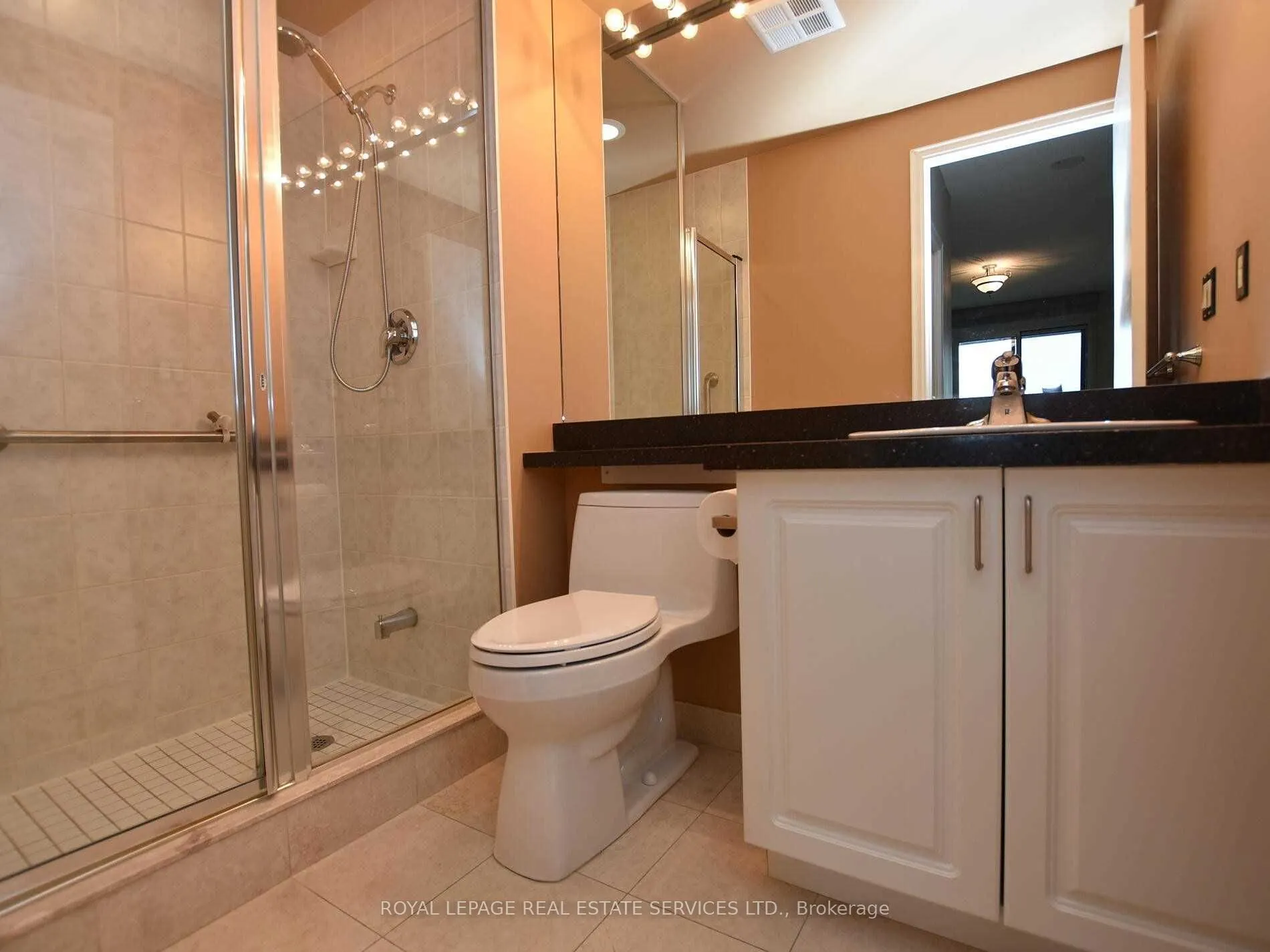 38 Fontenay Court, #305