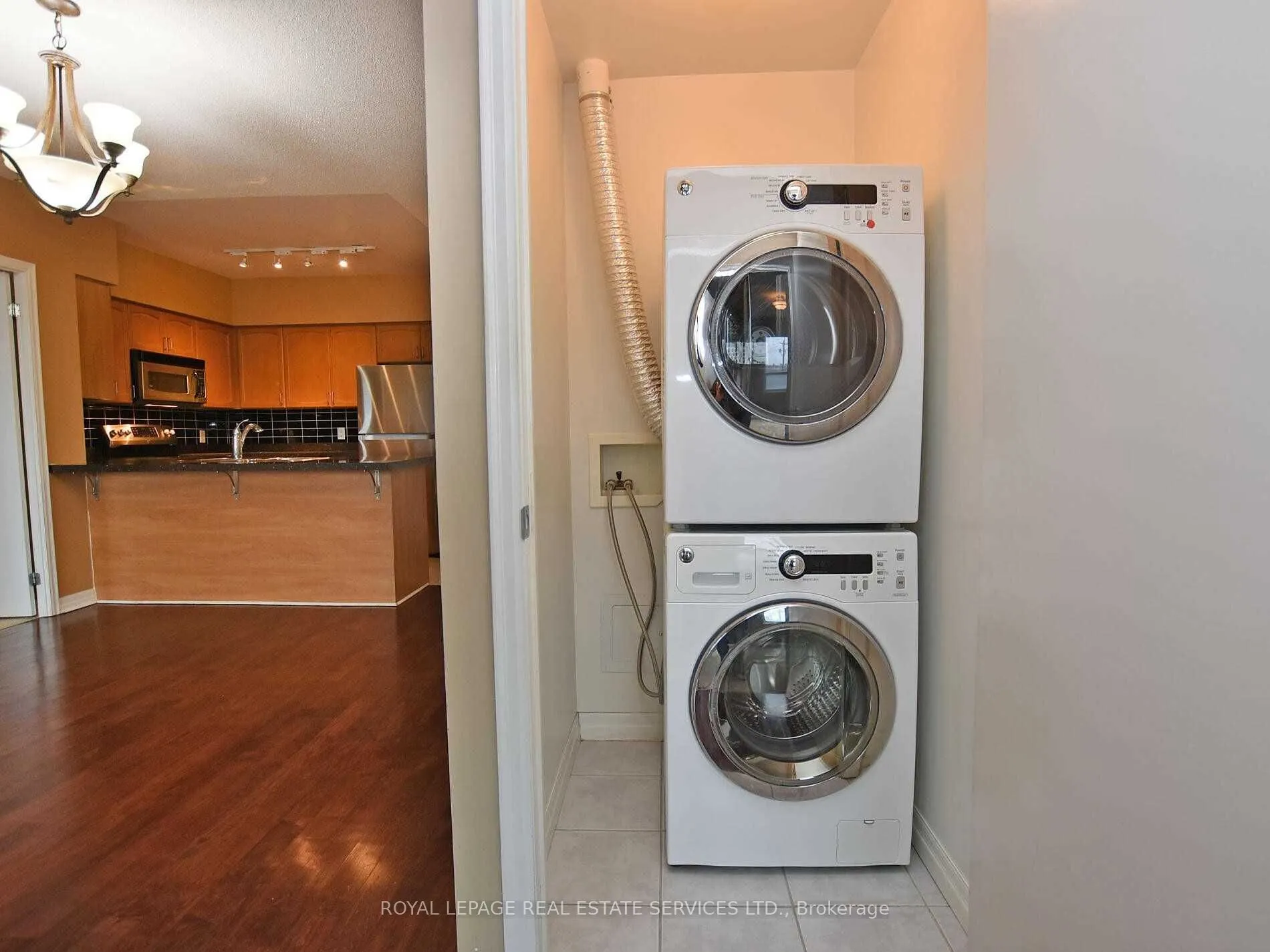 38 Fontenay Court, #305