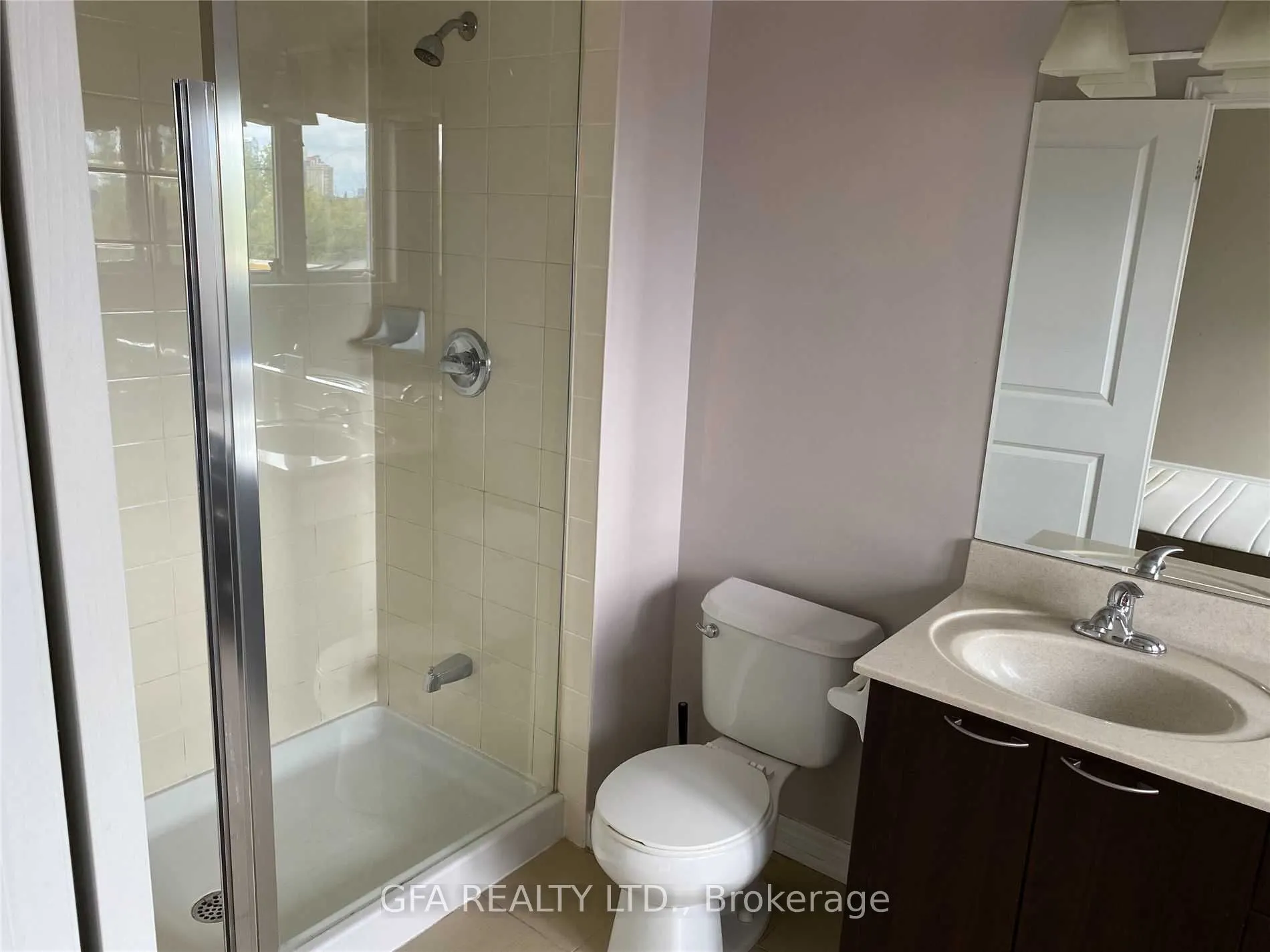 383 Prince Of Wales Drive, #113