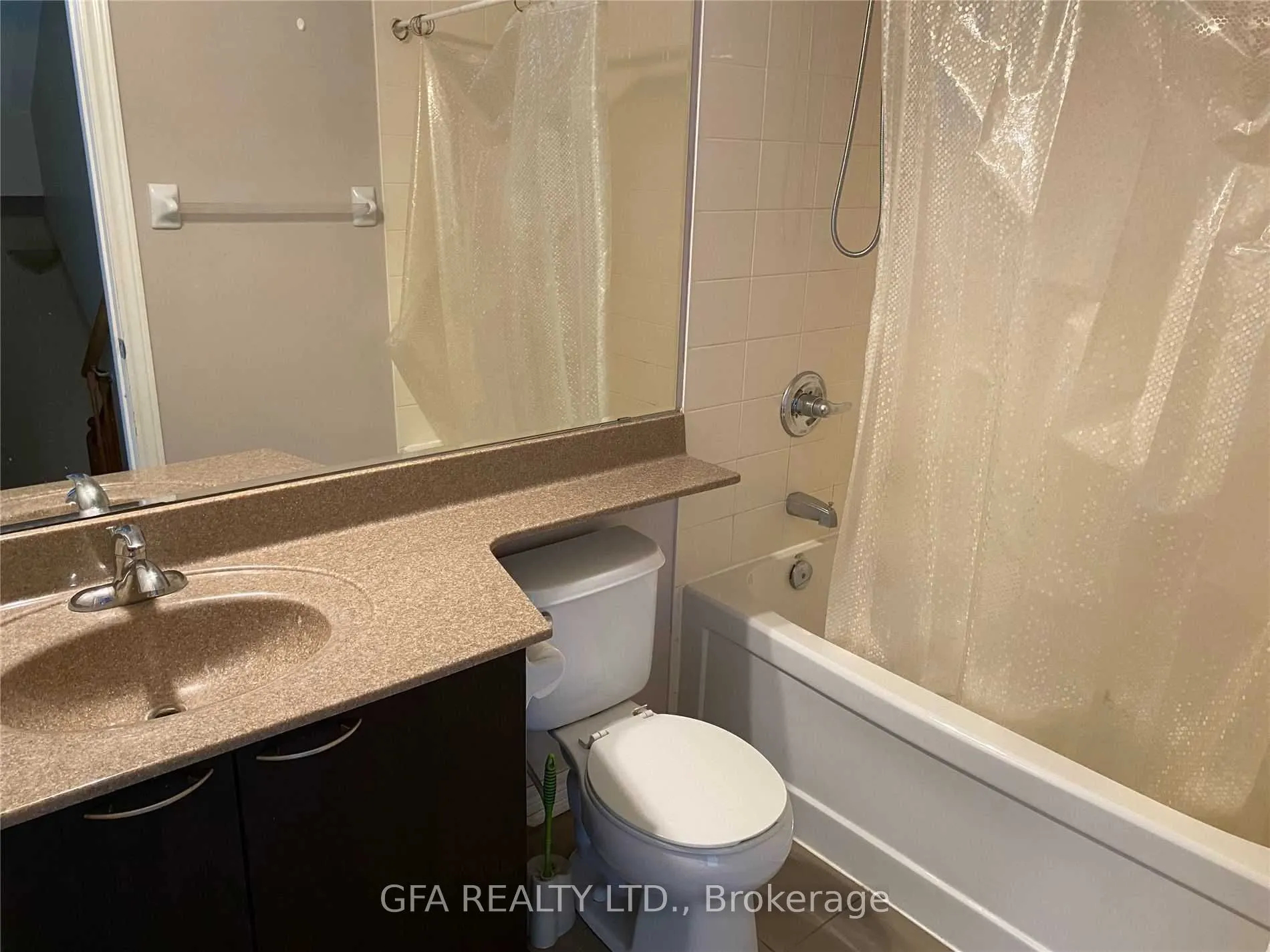 383 Prince Of Wales Drive, #113