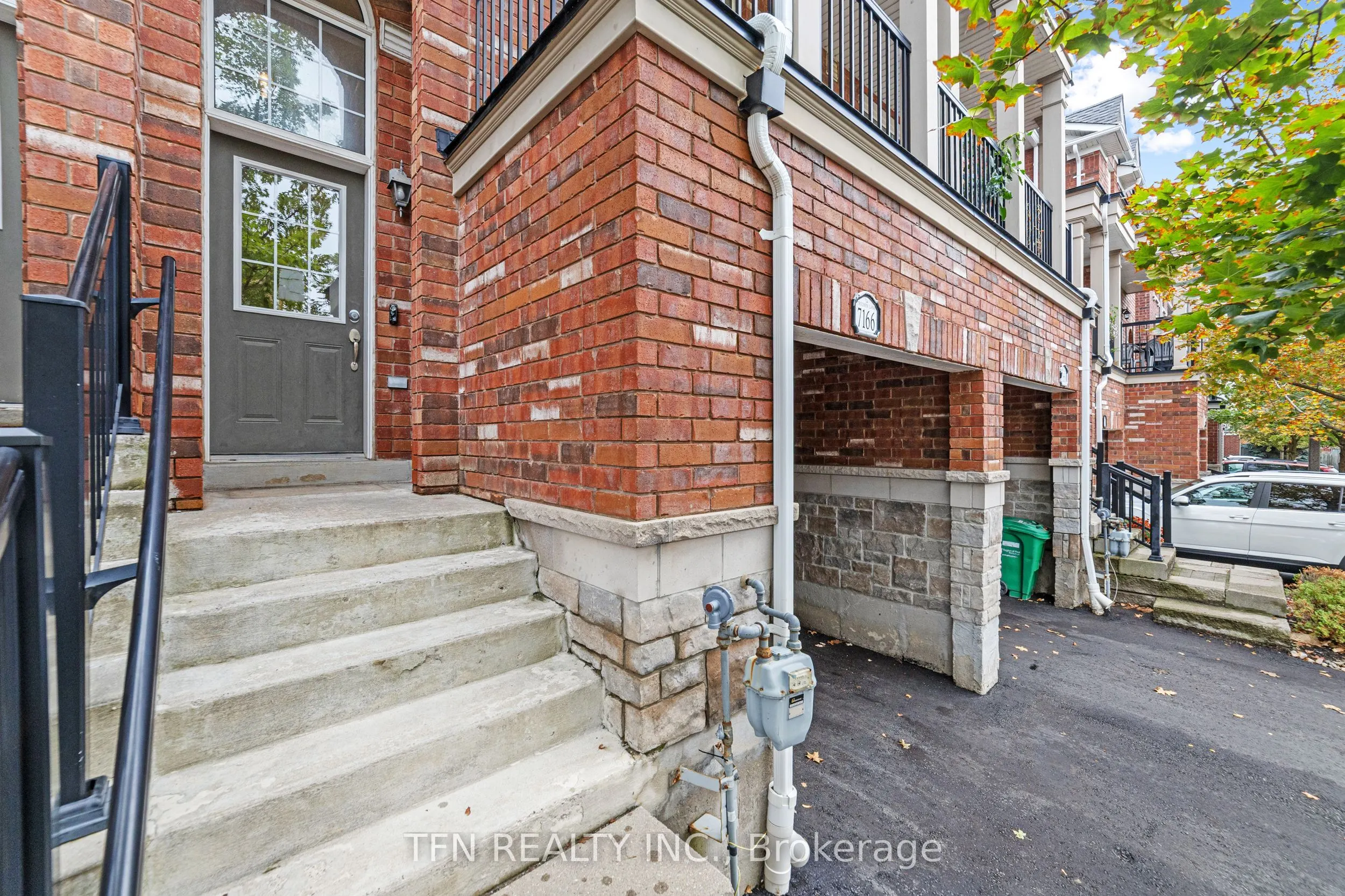 7166 Triumph Lane, #42