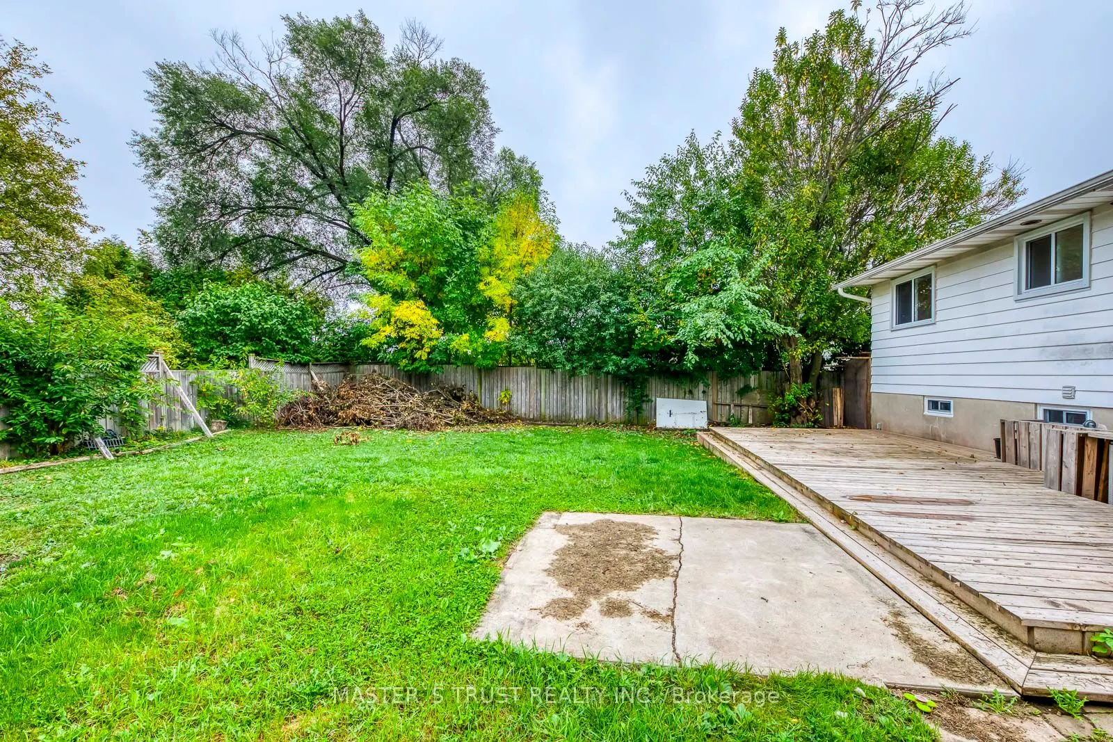 247 Kenwood Avenue
