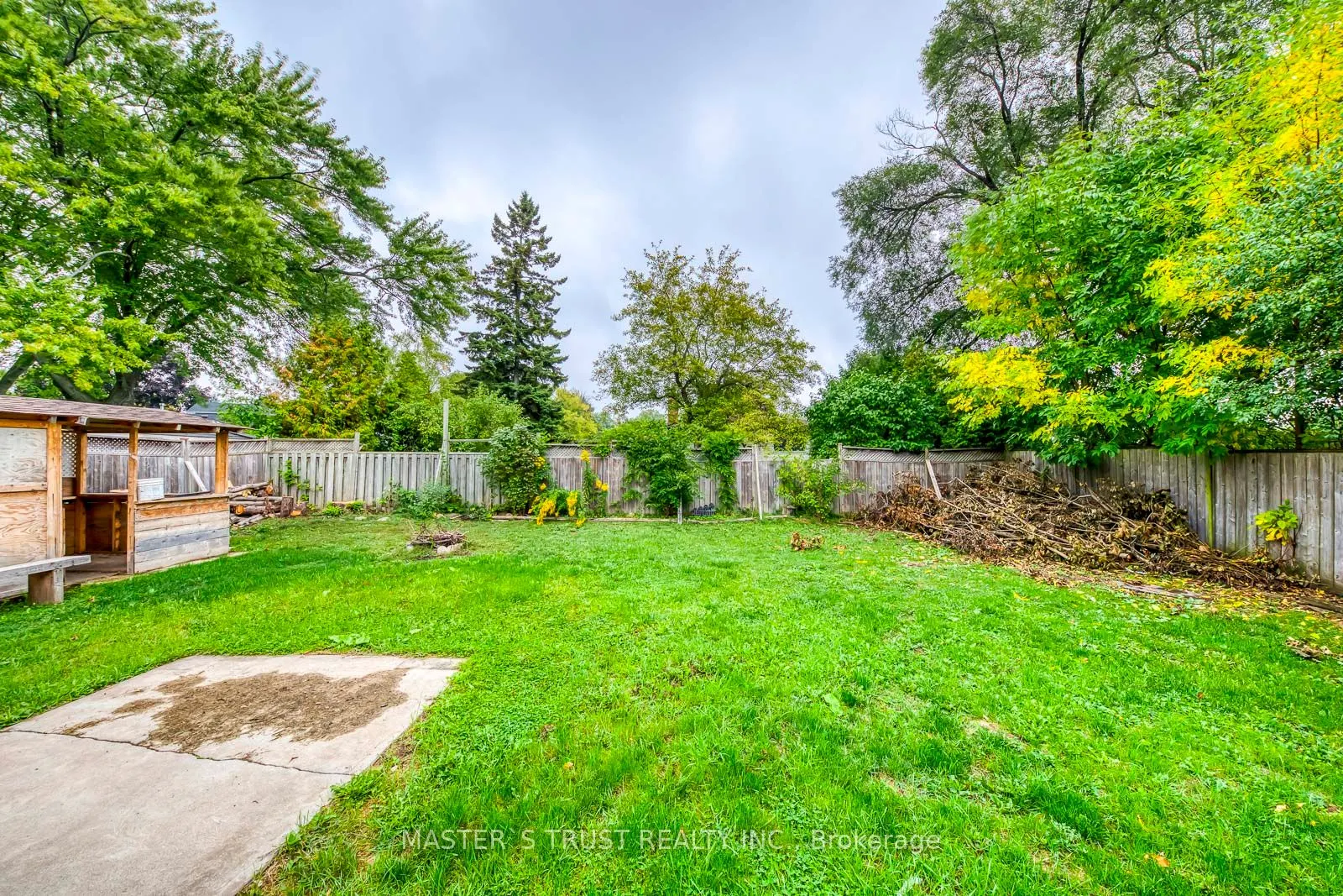 247 Kenwood Avenue