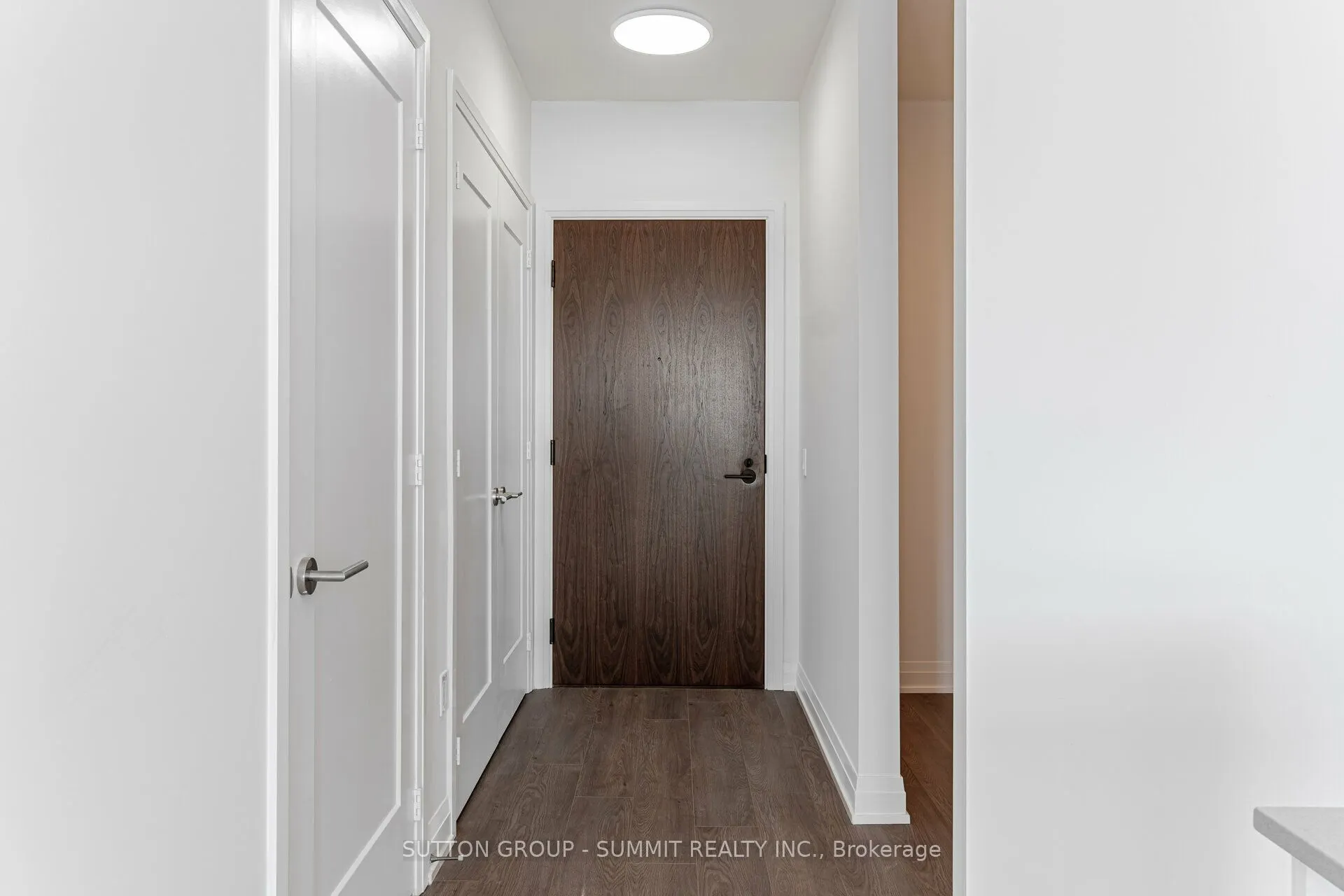 509 Dundas Street W, #226